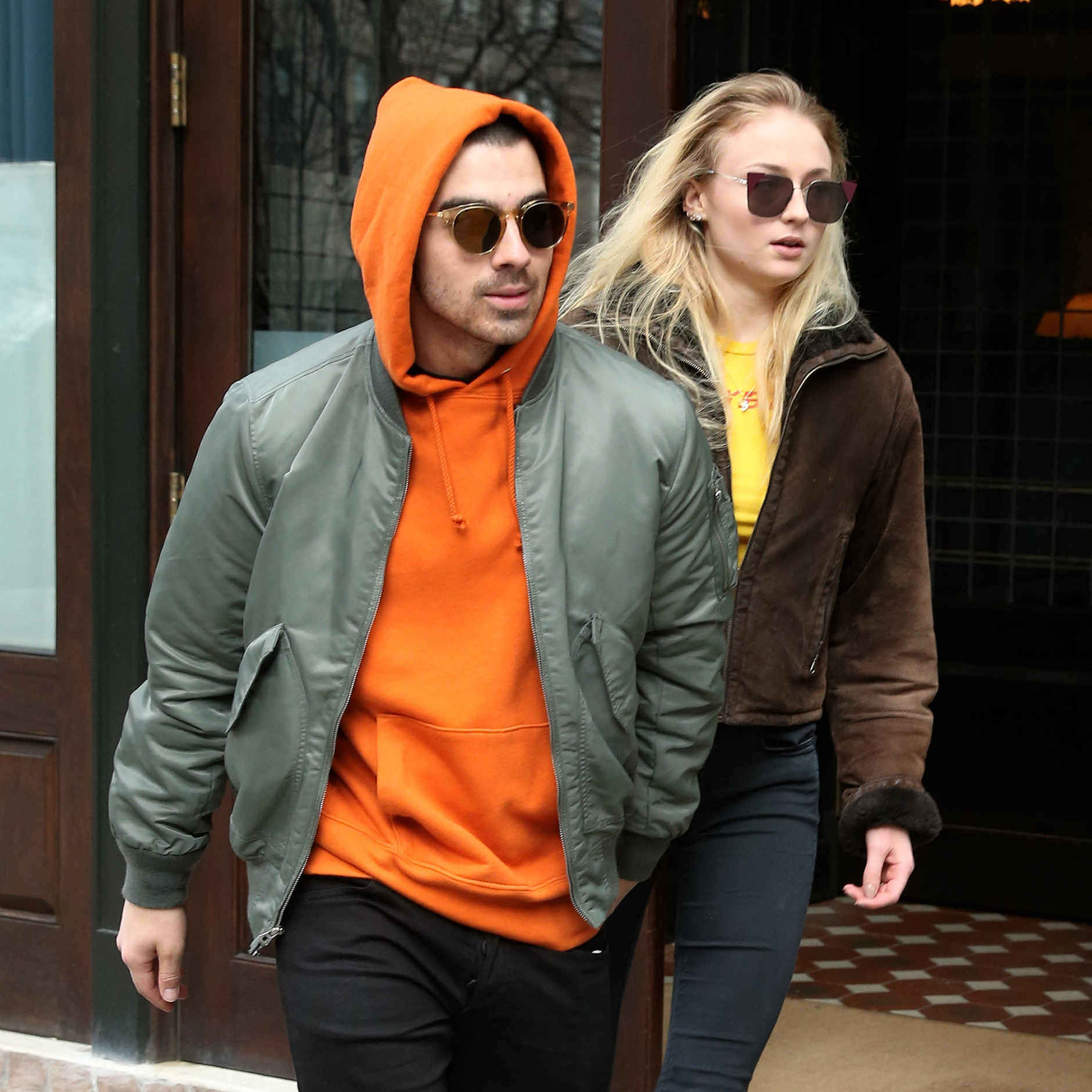 SophieTurner_03032017P_06.jpg