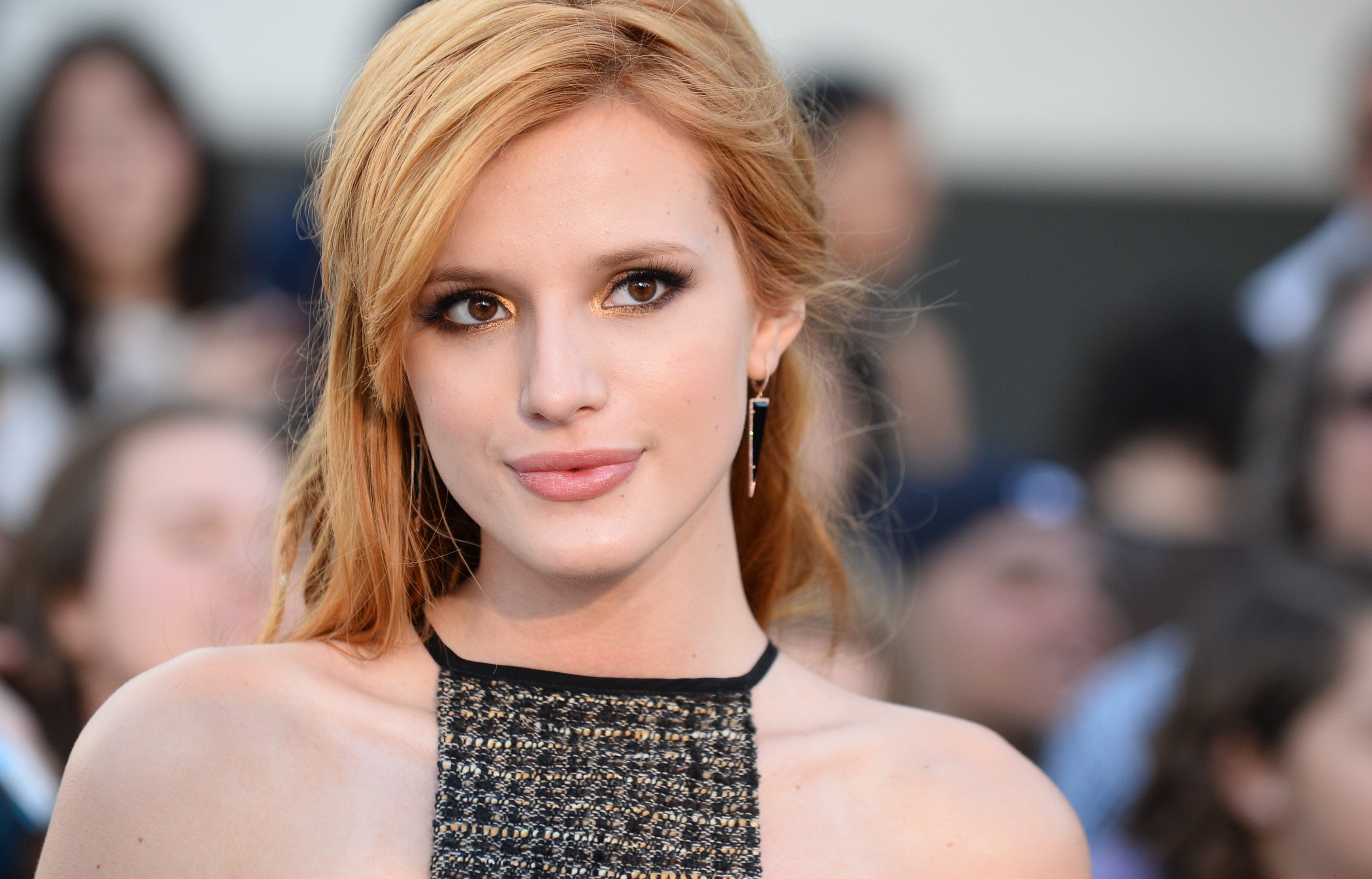 Белл торн. Bella Thorne. Актриса Белла Торн. Белла Торн (Bella Thorne) актриса. Bella Thorne 2023.