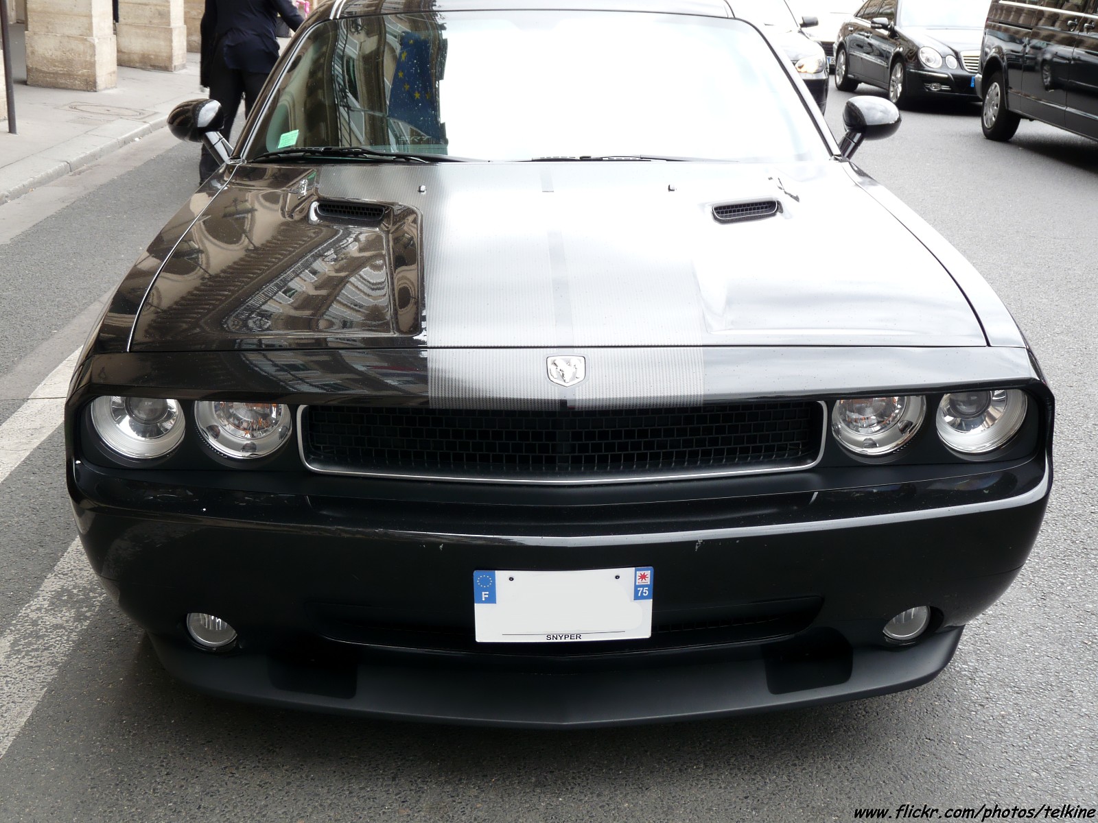 DodgeChallengerSRT-8-7.JPG