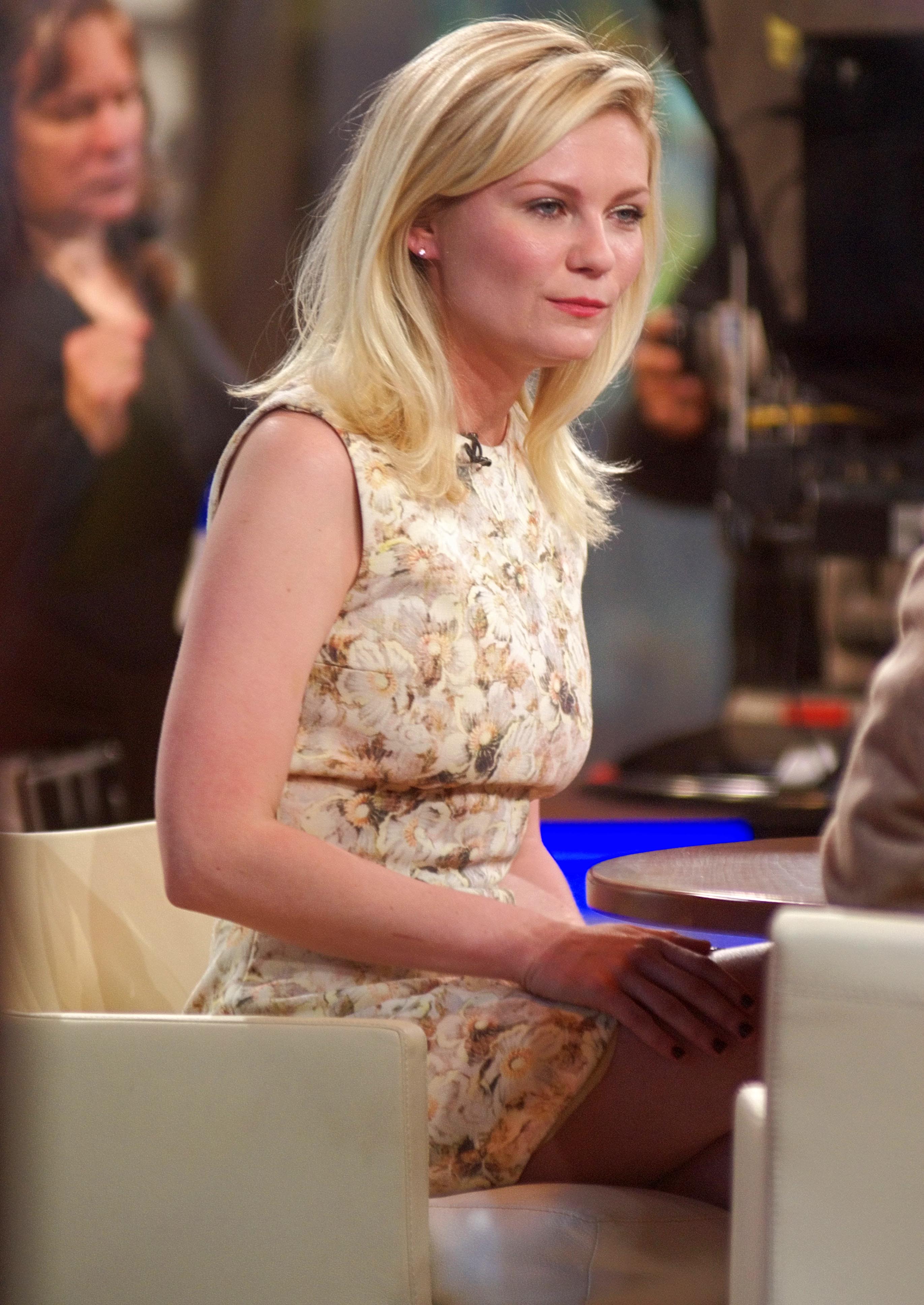 UploadedByKurupt_Kirsten_Dunst_appearance_on_Good_Morning_America_ADDS_20.jpg