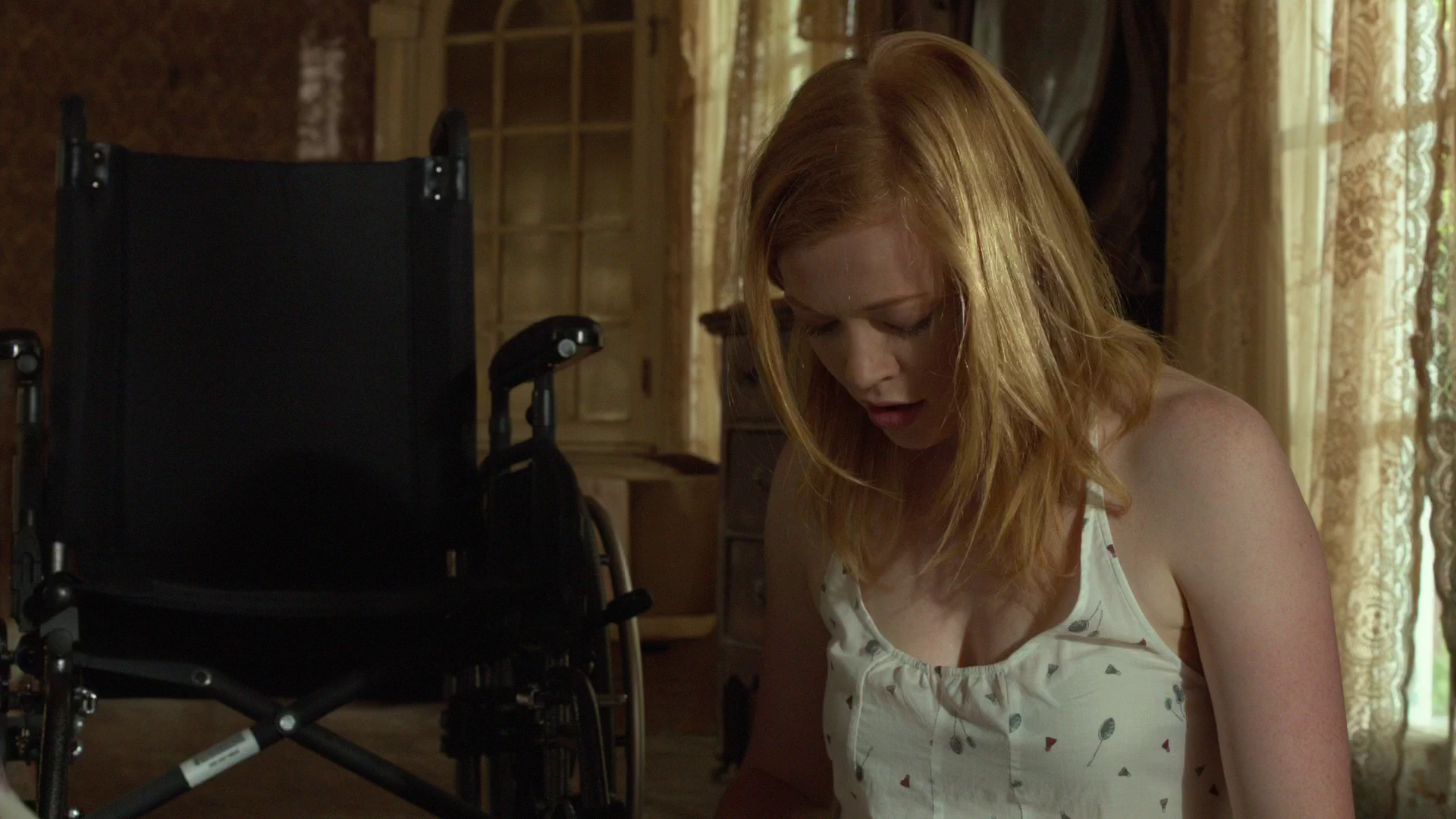 Jessabelle.2014.1080p.BluRay.AVC.DTS-HD.MA.5.1-HDAccess-www.intercambiosvirtuales.org-08.png