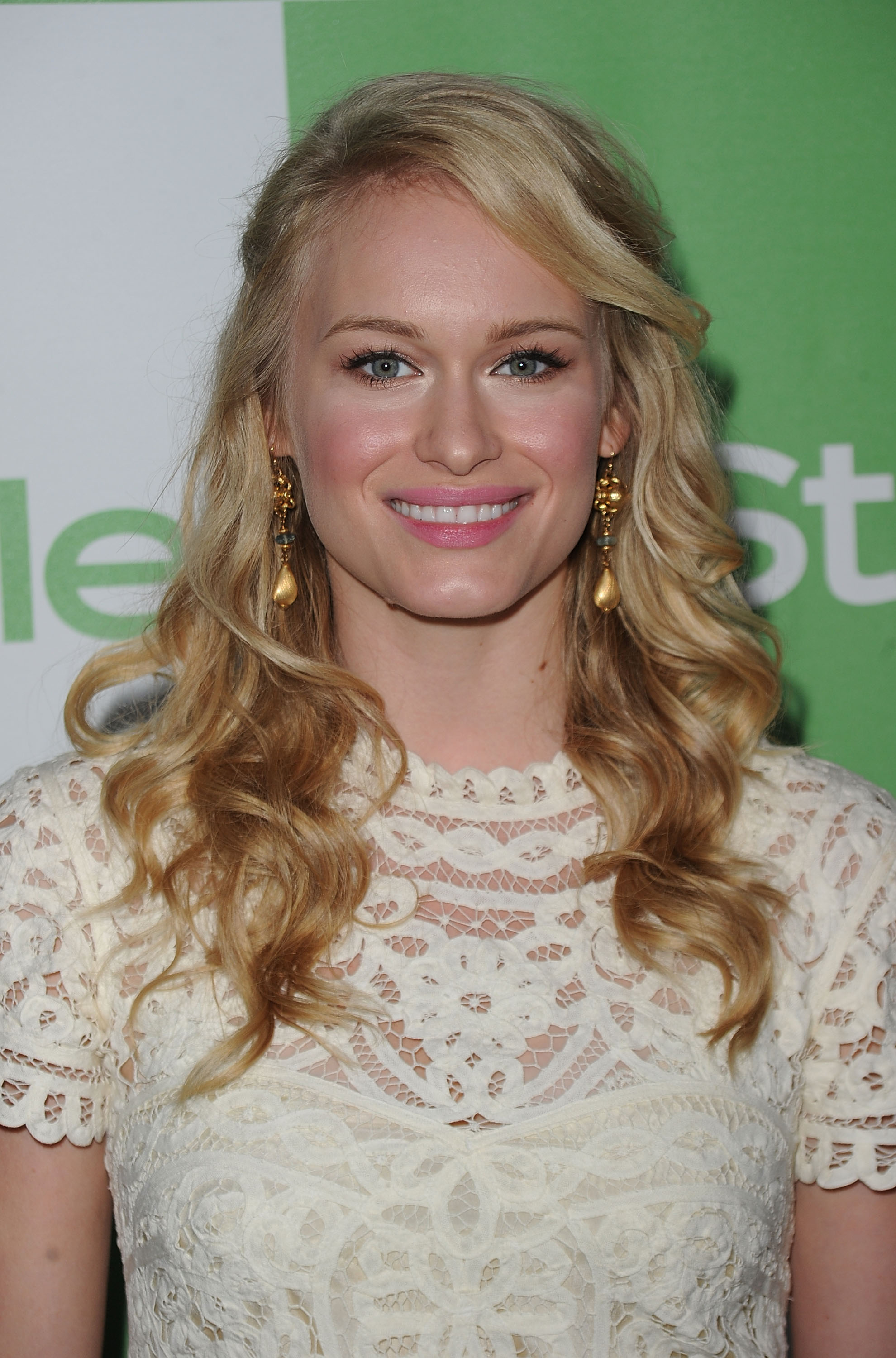 by_mah0ne-Leven_Rambin_At_The_InStyle_Summer_Soiree_In_Los_Angeles_12.08.10_003.jpg
