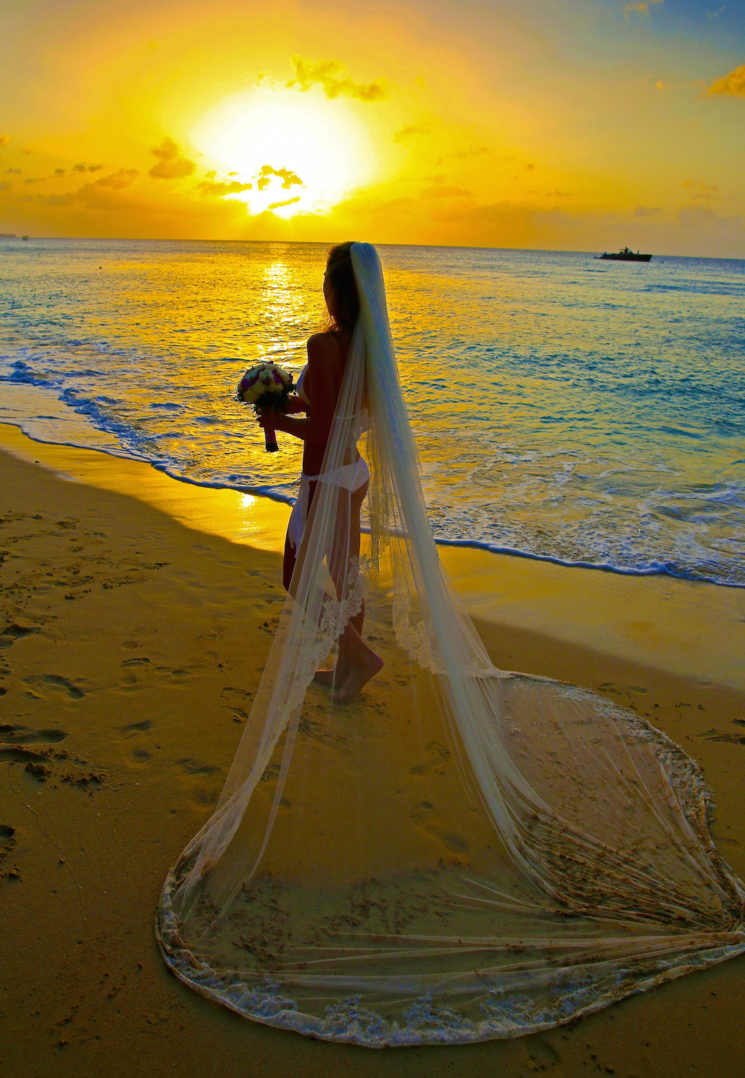 Beach_Wedding-_Barbados_2048x2048.jpg