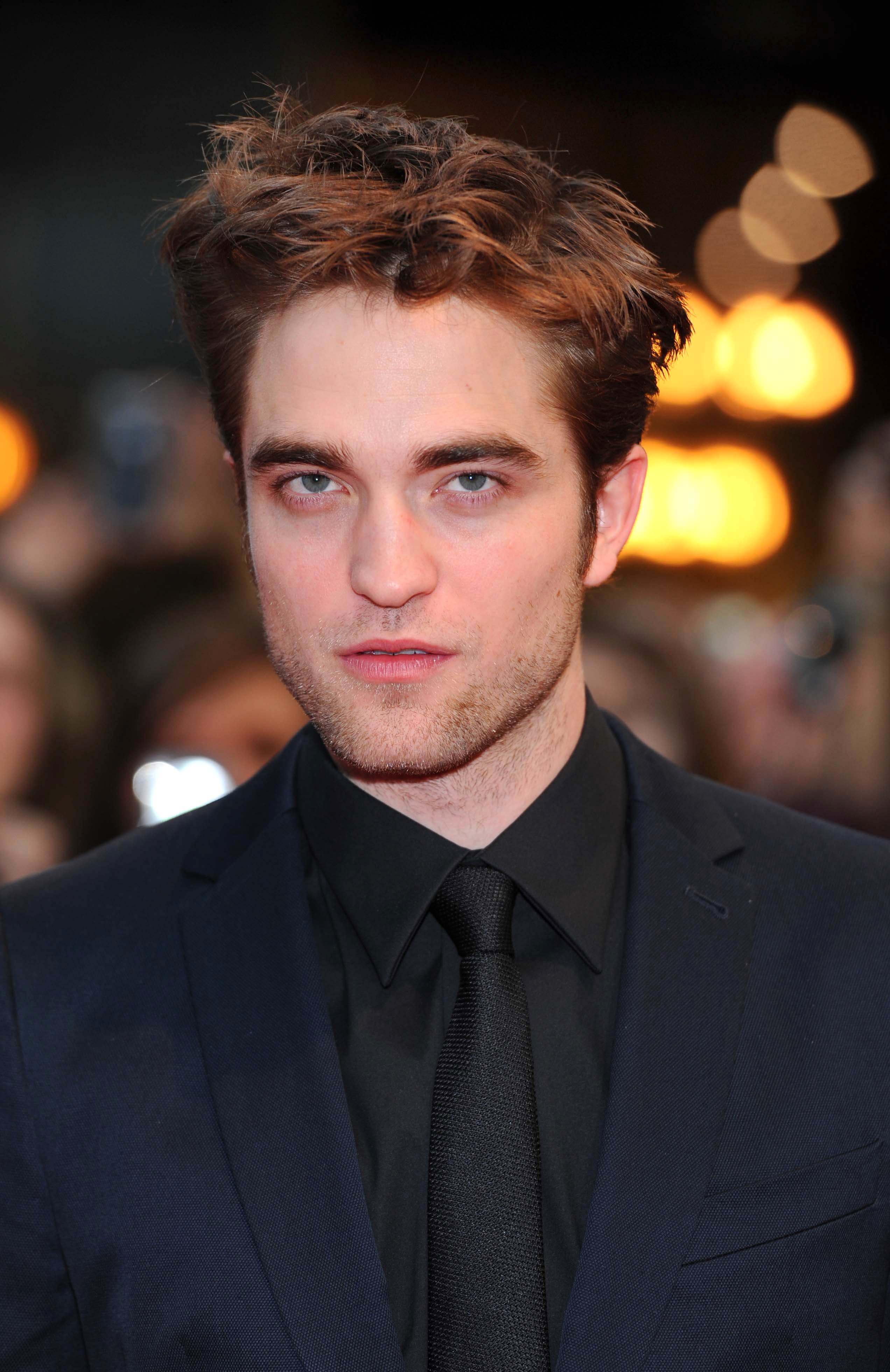 pattinsonlifeUKPREM (23).JPG