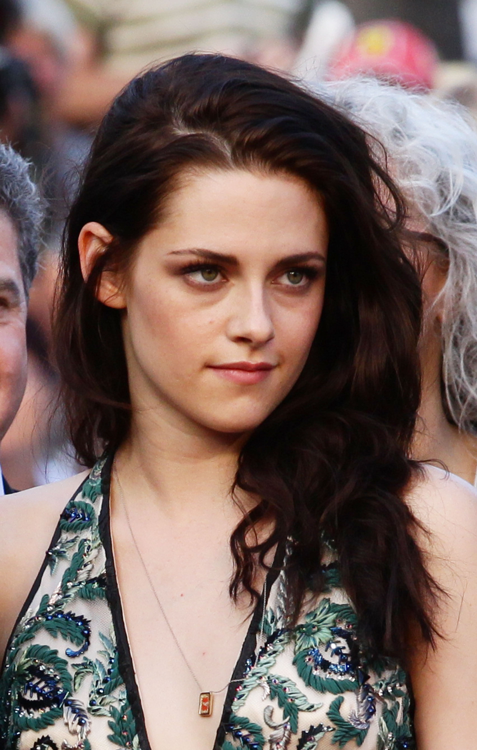 Kstewartfans Cannes Premiere (41).jpg