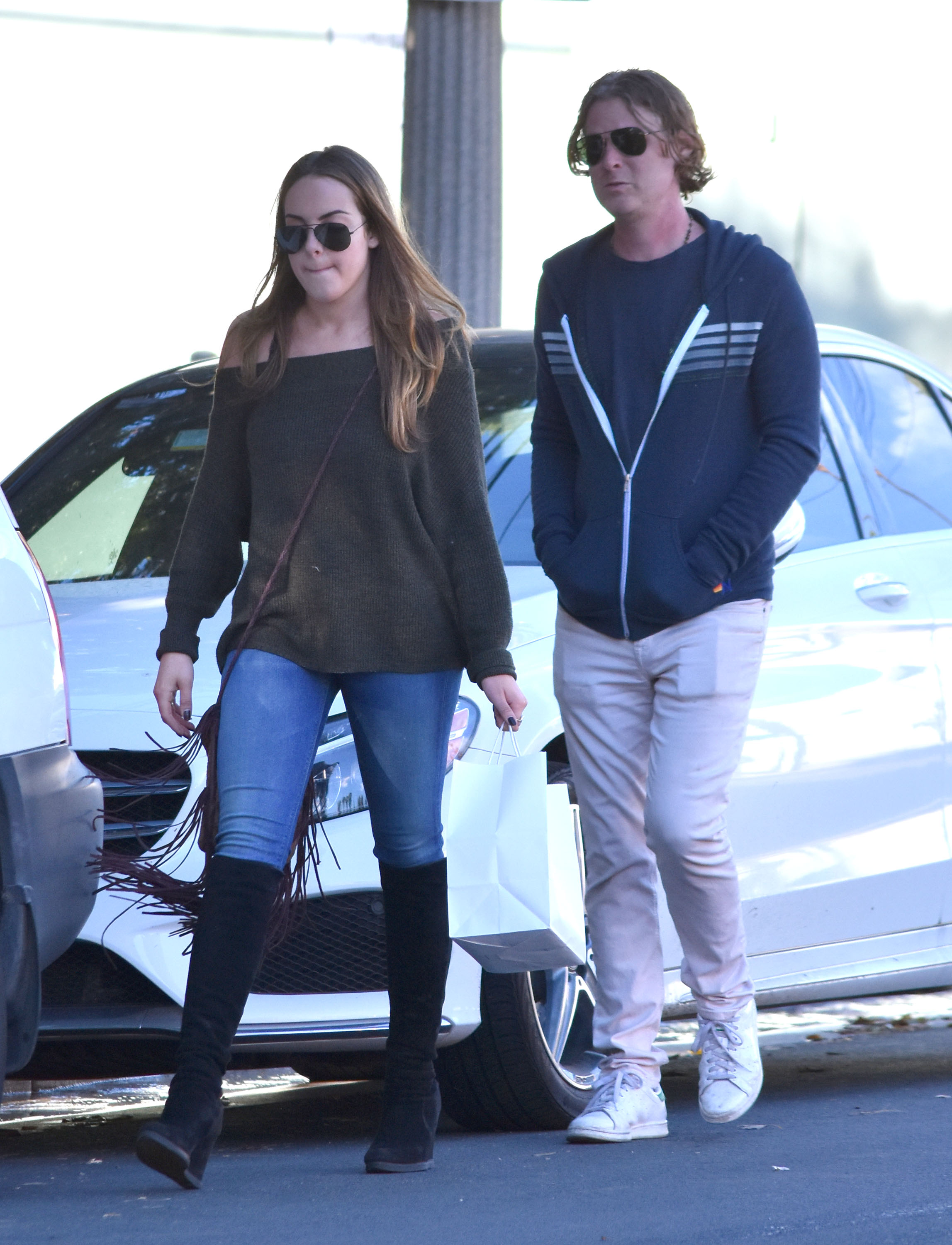 MCFan_for_Celeblounge&HQCelebCorner21-12-2016 14-57Elizabeth Gillies_07.jpg