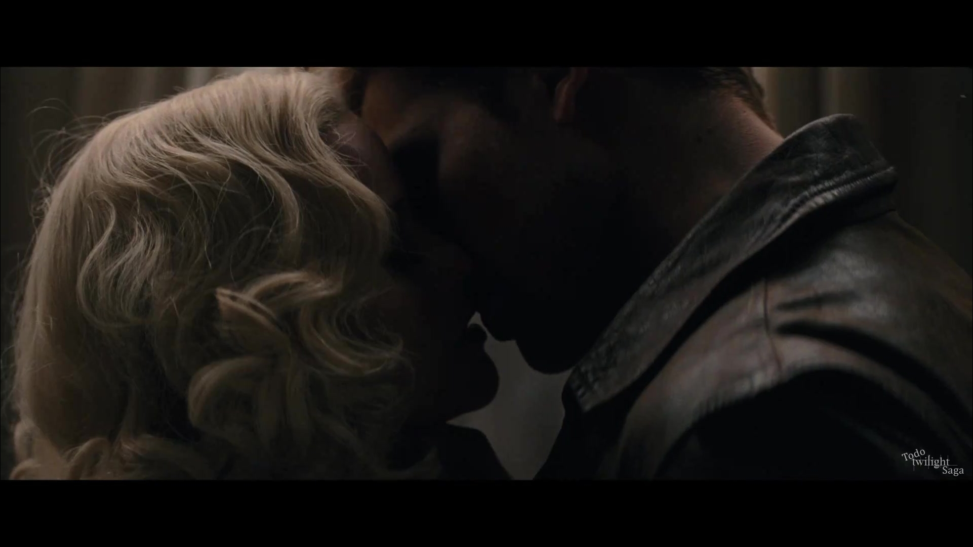 TodoTwilightSaga - Water for Elephants International Trailer (114).jpg