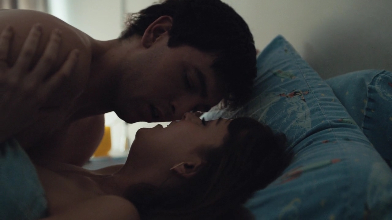 Dakota Johnson - In A Relationship (225).jpg