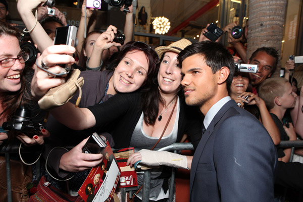 TodoTwilightSaga - Taylor Fans (7).jpg