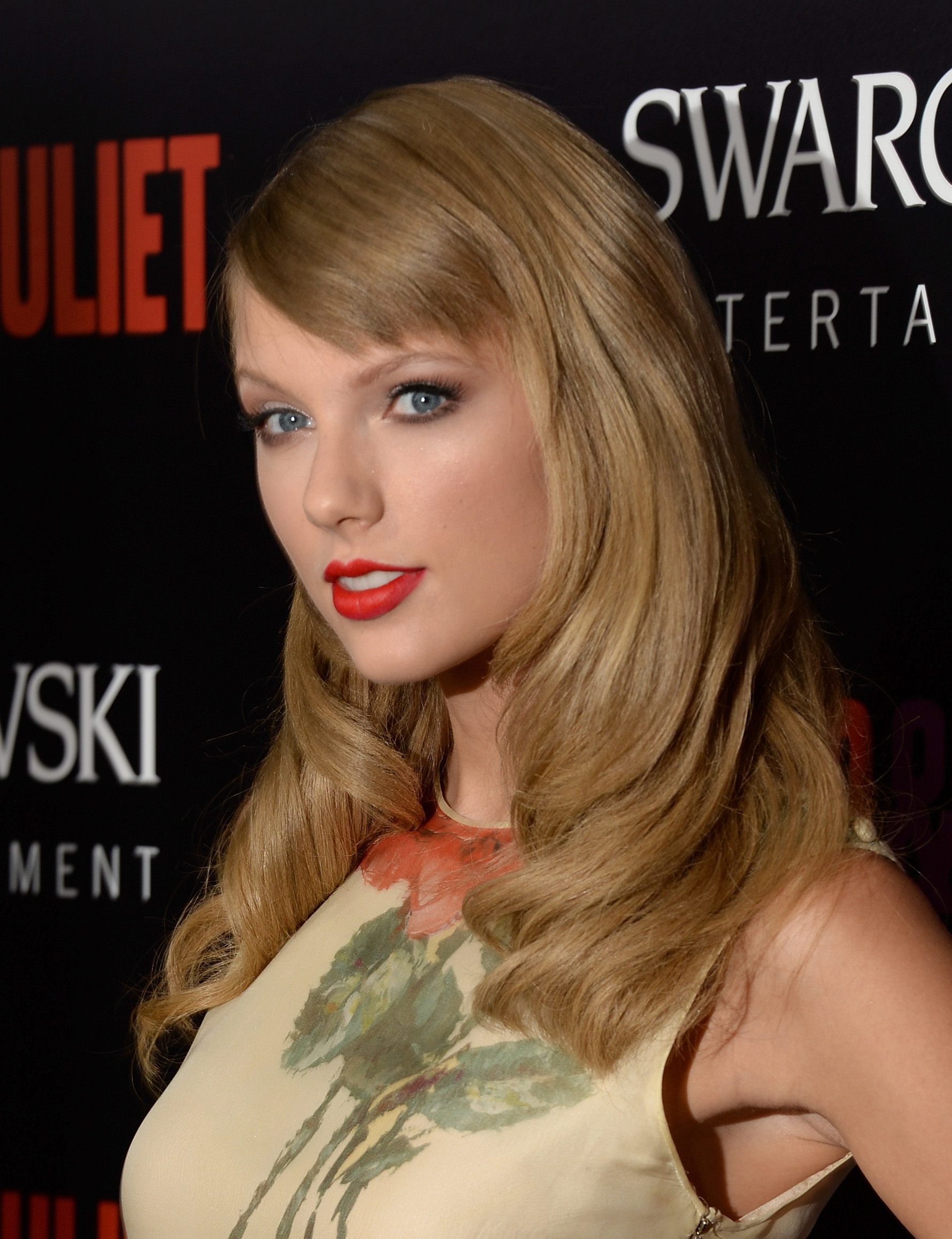 Taylor Swift Romeo & Juliet premiere in Hollywood_092413_1.jpg