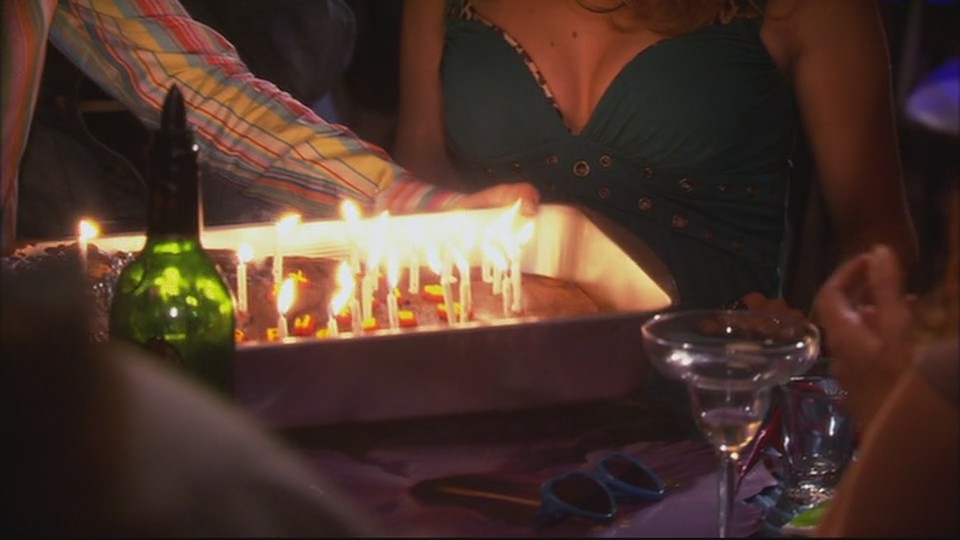 Sally.Pressman-Army.Wives.1x07.Hail.and.Farewell-11.jpg