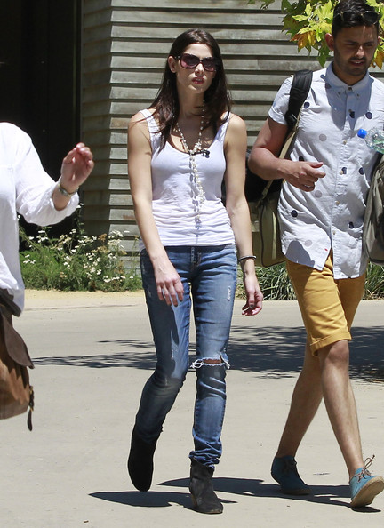 Ashley+Greene+Interview+Coldwater+Canyon+Park+WGxsknamgAyl.jpg