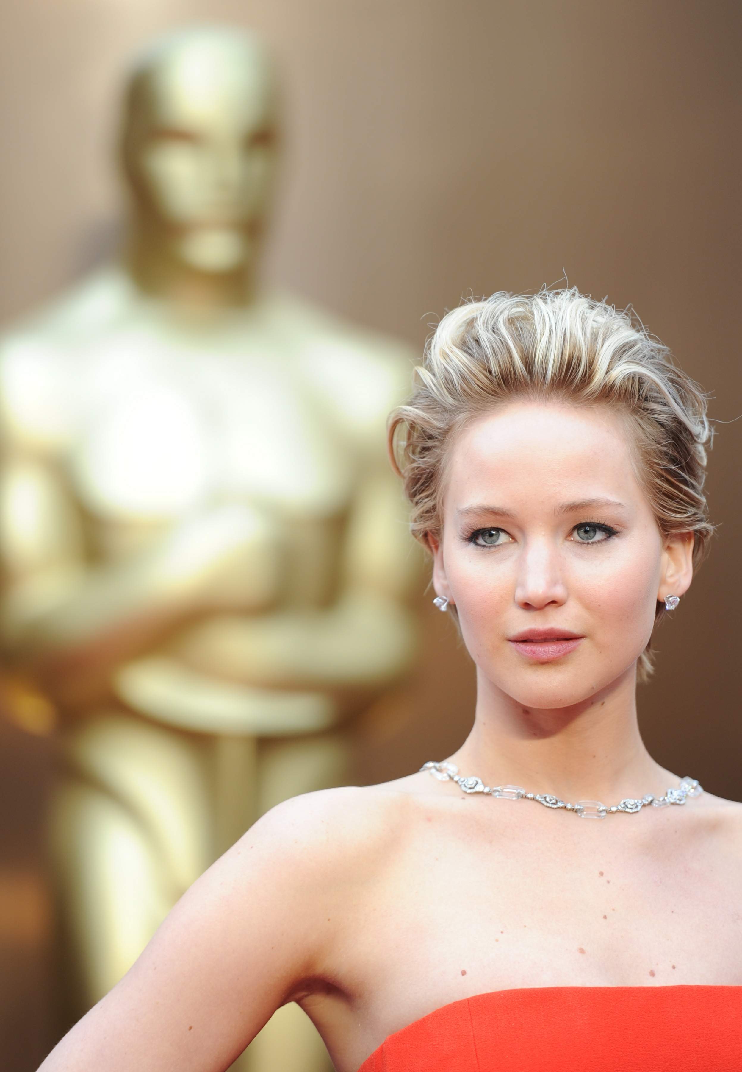 Jennifer Lawrence_02.03.14_DFSDAW_041.jpg