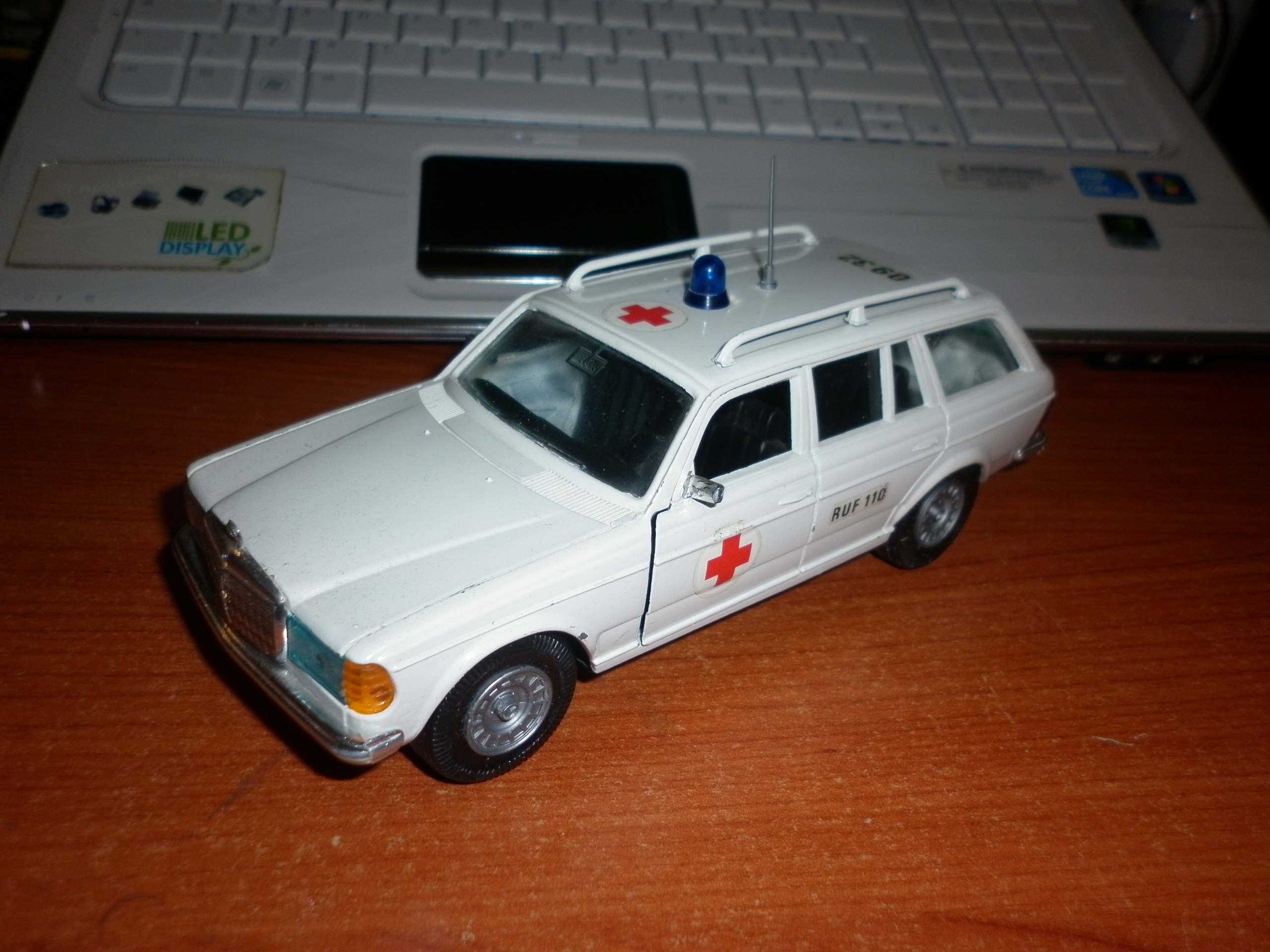 P1010999 (2).JPG