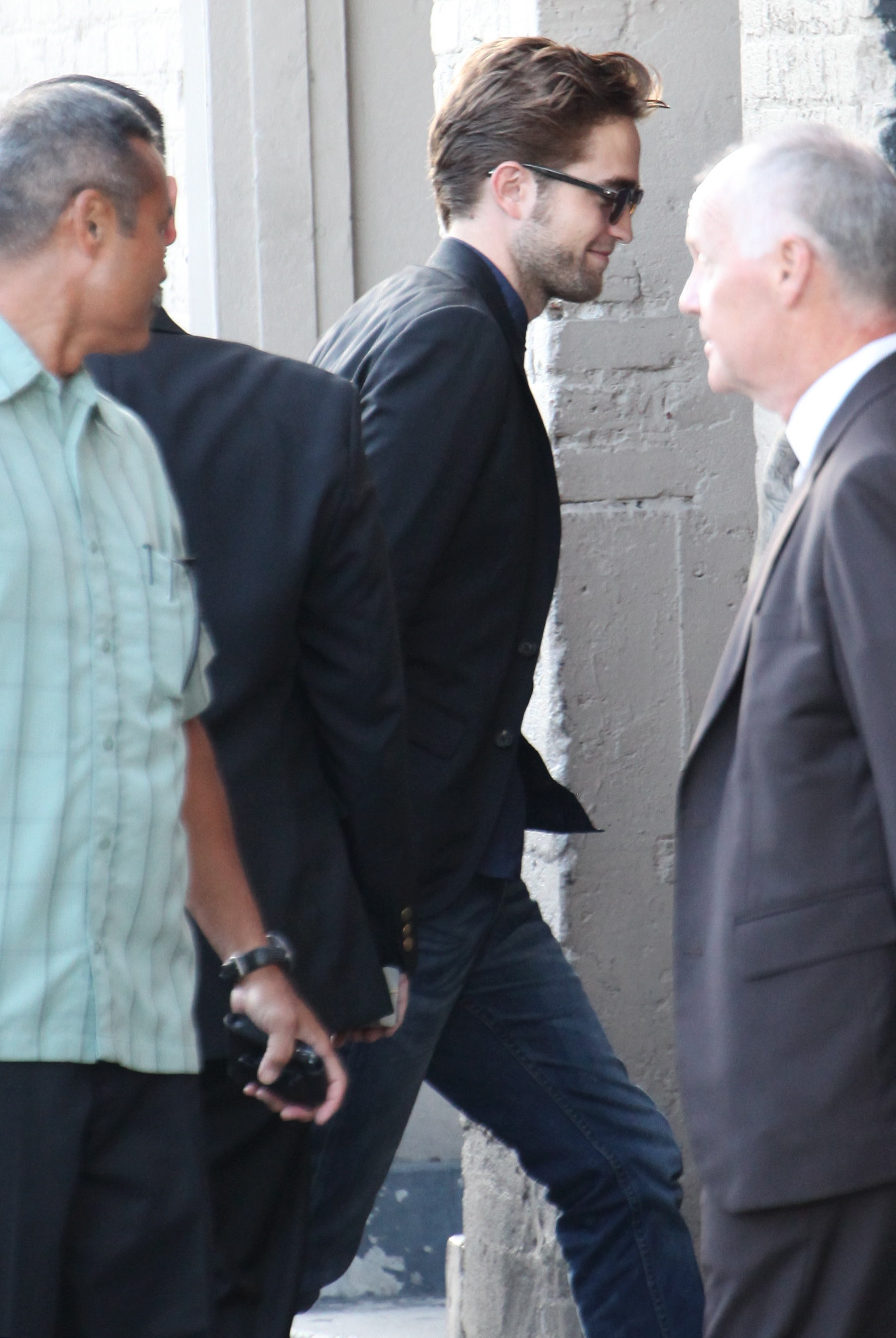 Rob_Arriving_At_Kimmel_HQ__1_.JPG