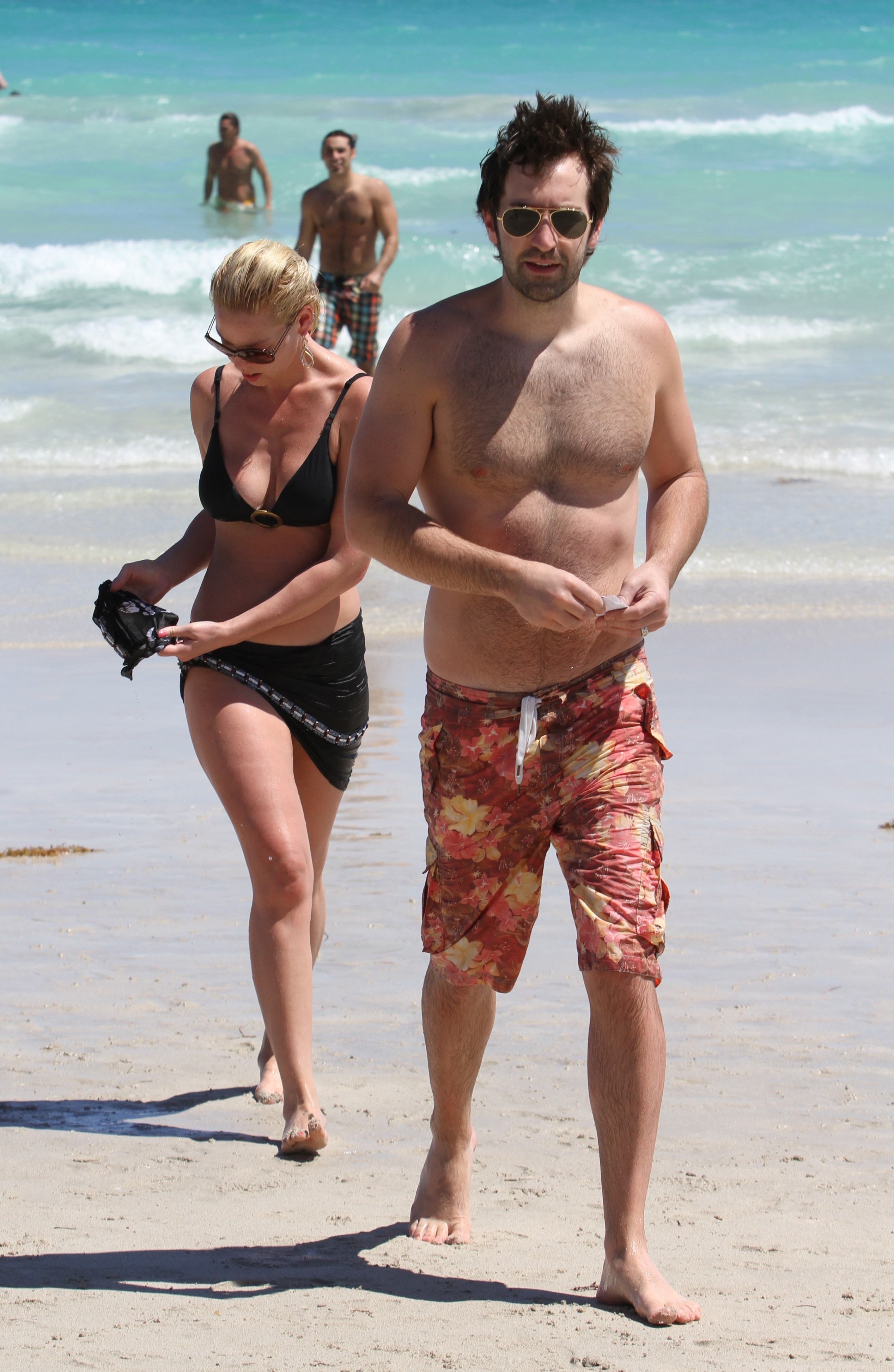 Katherine Heigl - bikini (15).jpg