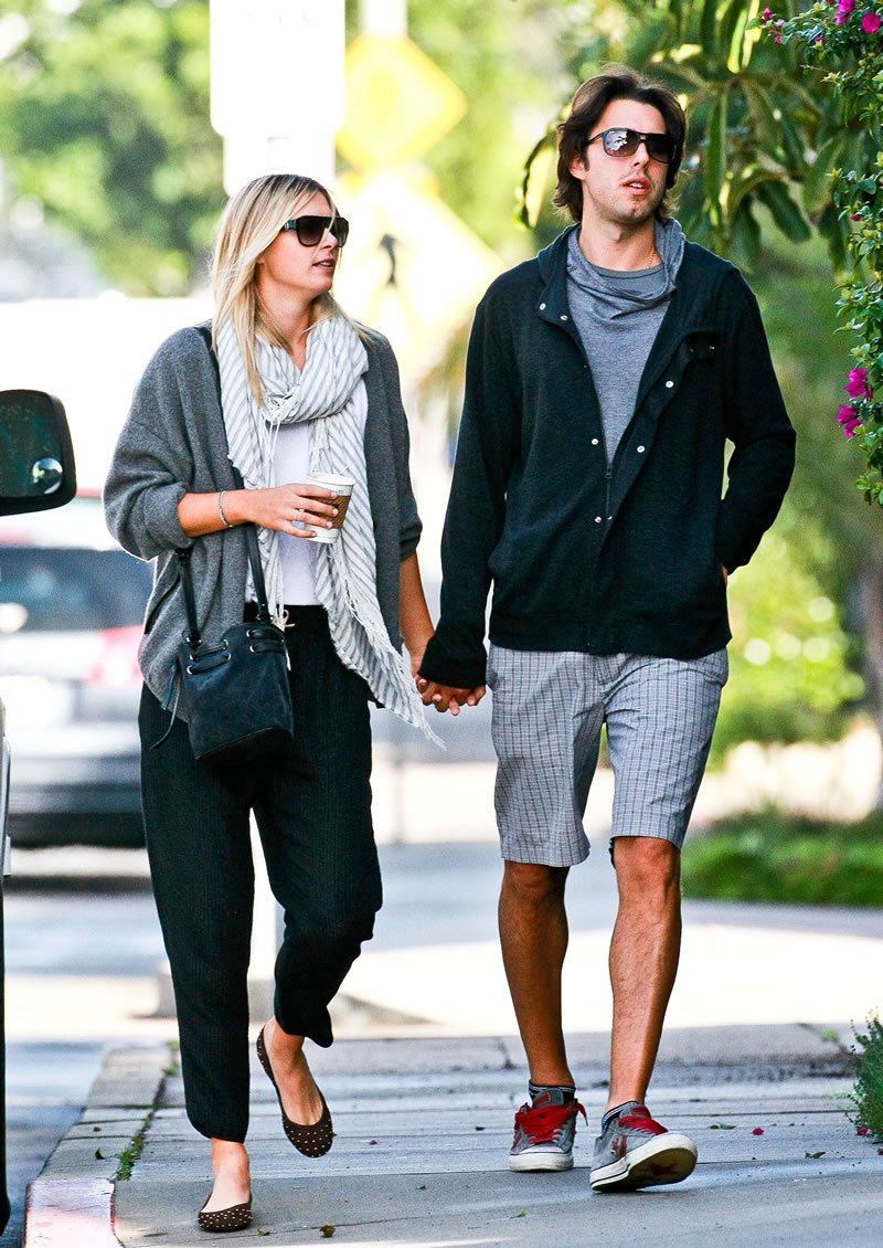 Maria Sharapova on their way to Peets Coffee in Newport Beach  (7).jpg
