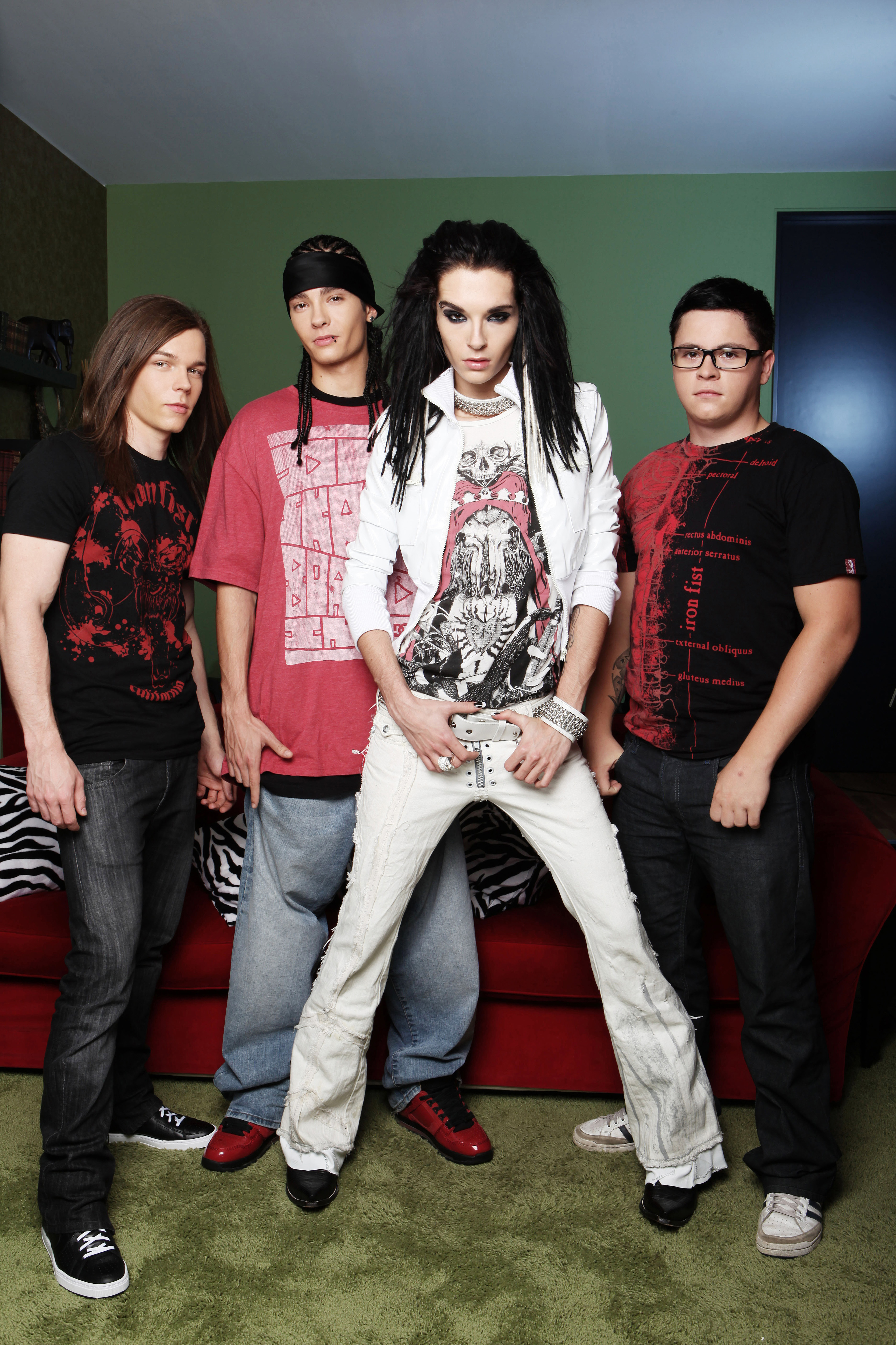 Tokyo группа. Токио Хотэл группа. Tokio Hotel 2009. Tokio Hotel 2009 Билл. Токио хотел группа 2022.