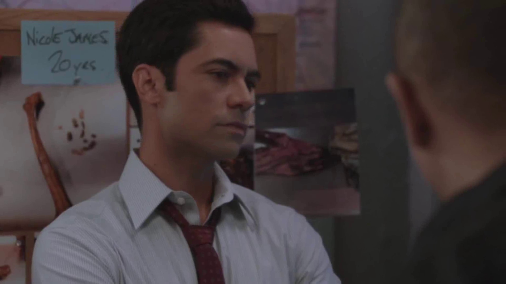 SVU Season 15 Premiere Surrender Benson Promo [Fanmade] - YouTub.wmv.0032.jpg