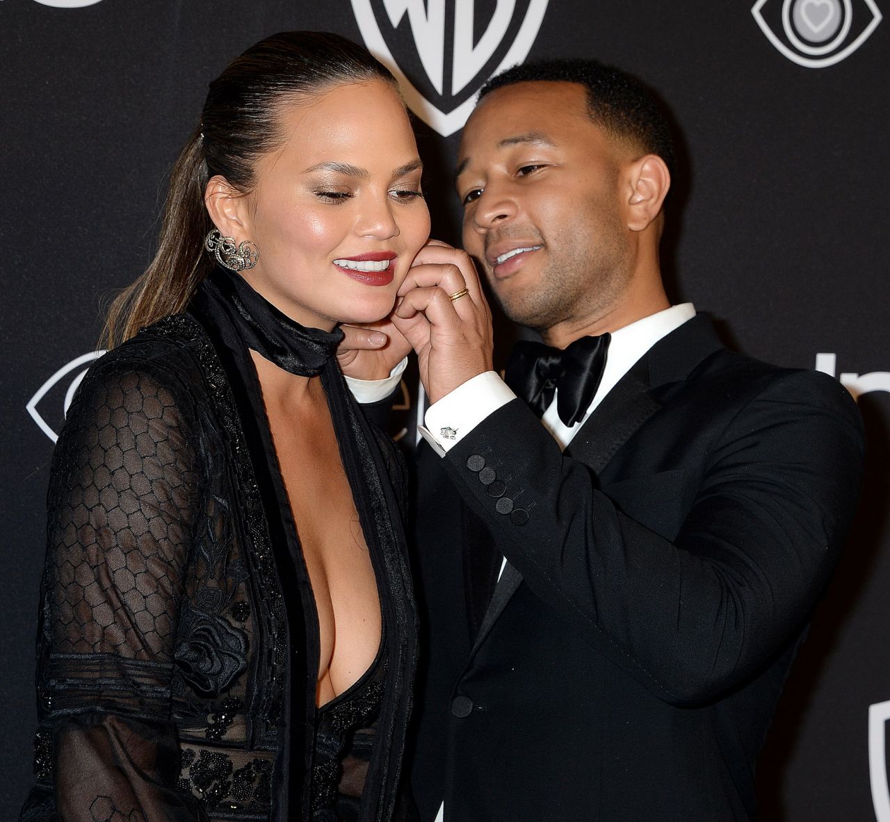 chrissy-teigen-instyle-and-warner-bros-golden-globes-after-party-1-8-2017-3.jpg