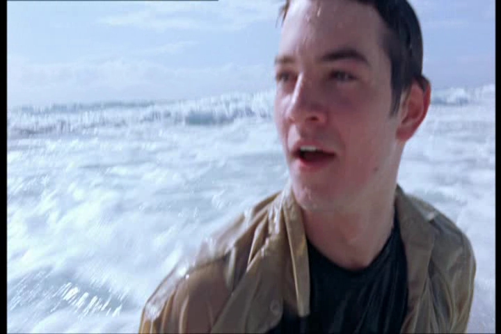 BLURRED.avi_004963080.jpg