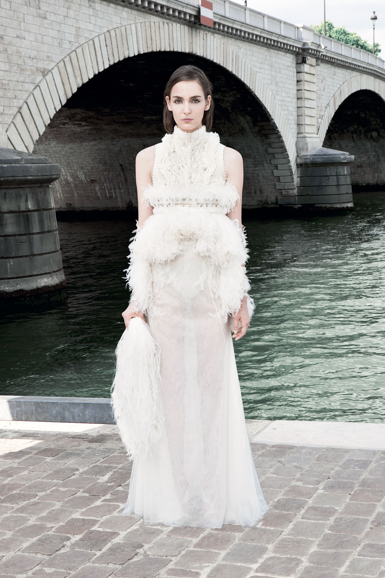 Paris Fashion Week - Givenchy Haute Couture (Fall 2011) 4.jpg