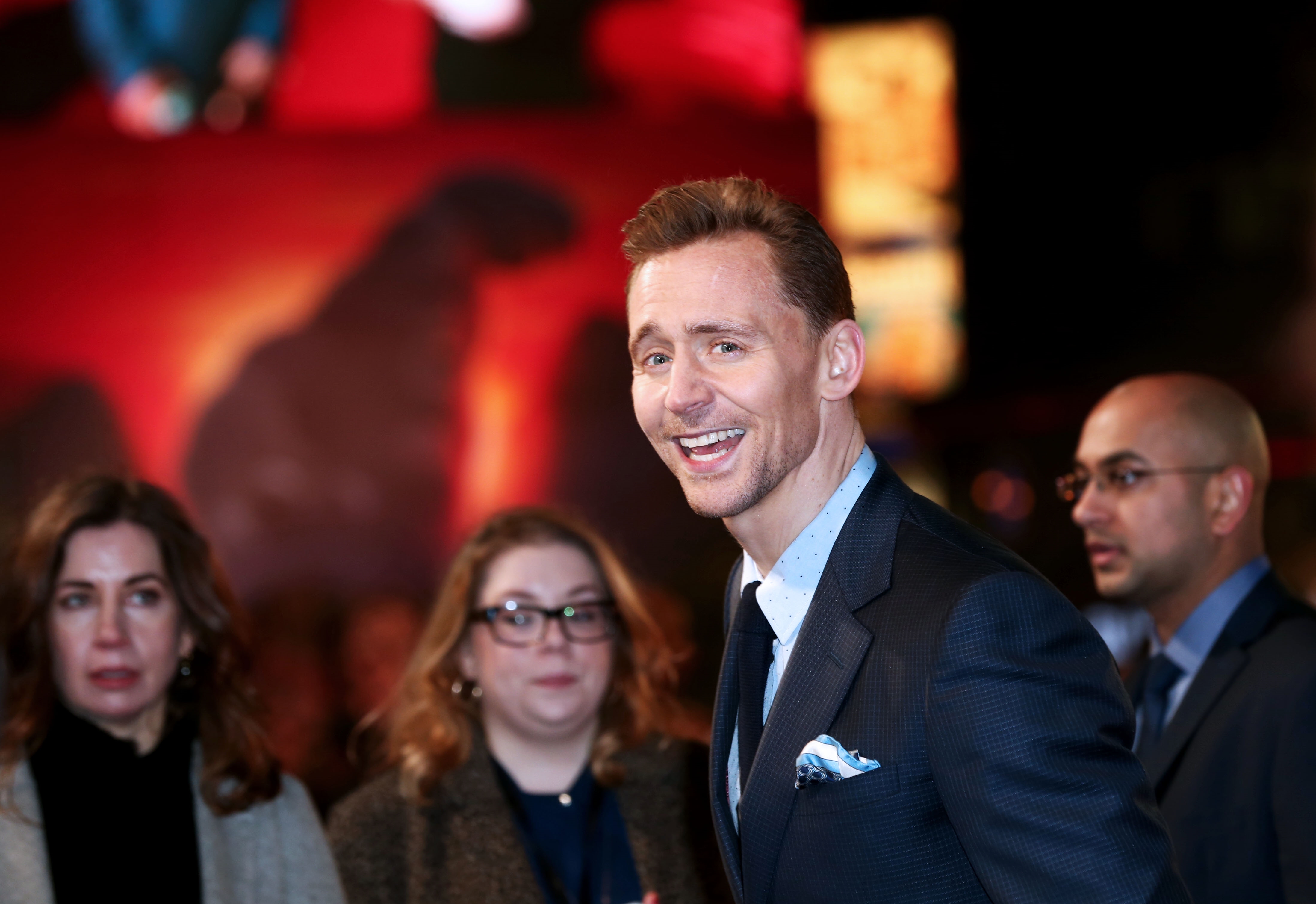 MOC_tom_hiddleston_kong_skull_island_uk_premiere_2_28_2017_70.jpg
