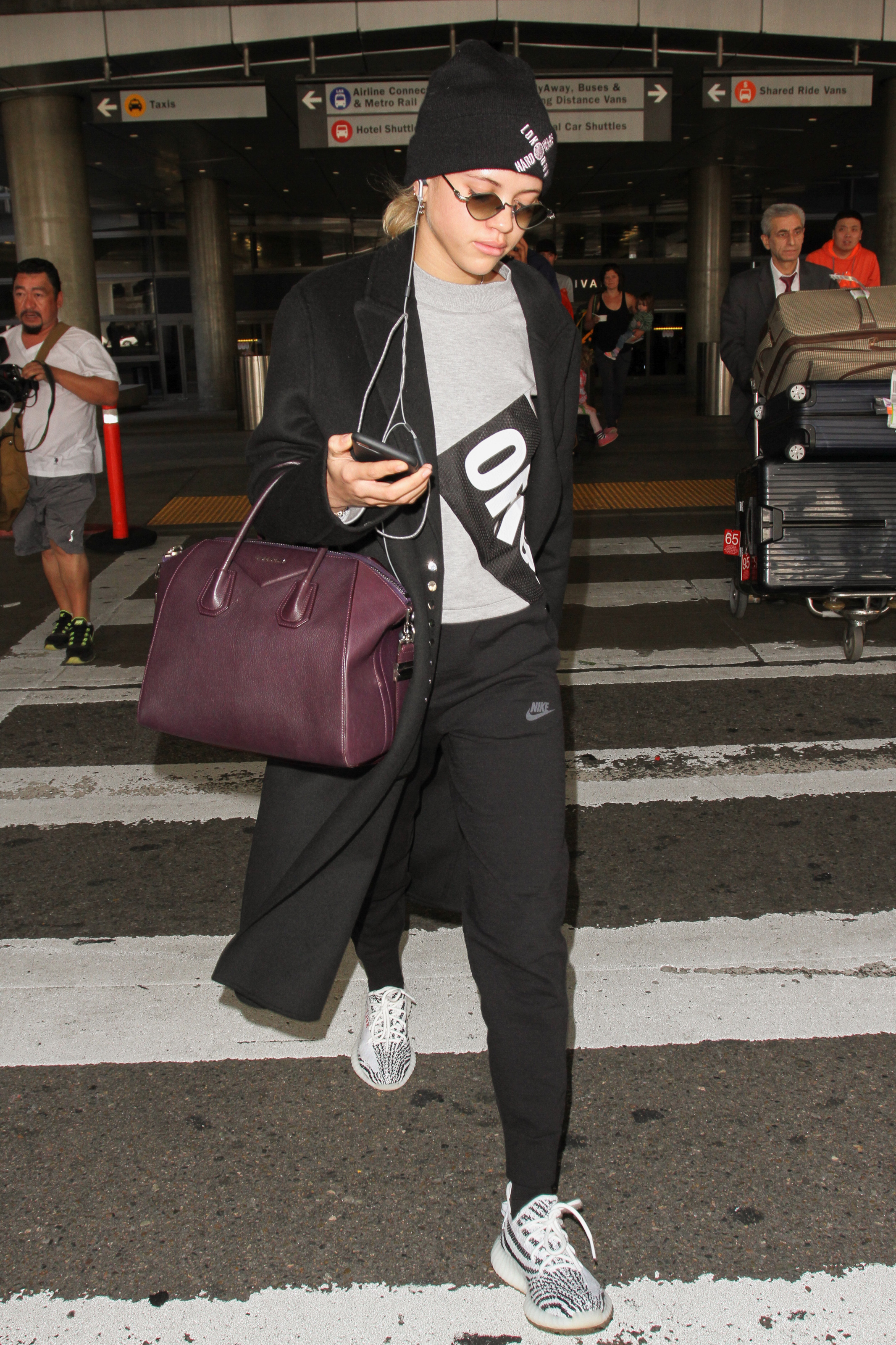 MCFan_for_Celeblounge&HQCelebCorner02-03-2017 09-04Sofia Richie_67.jpg