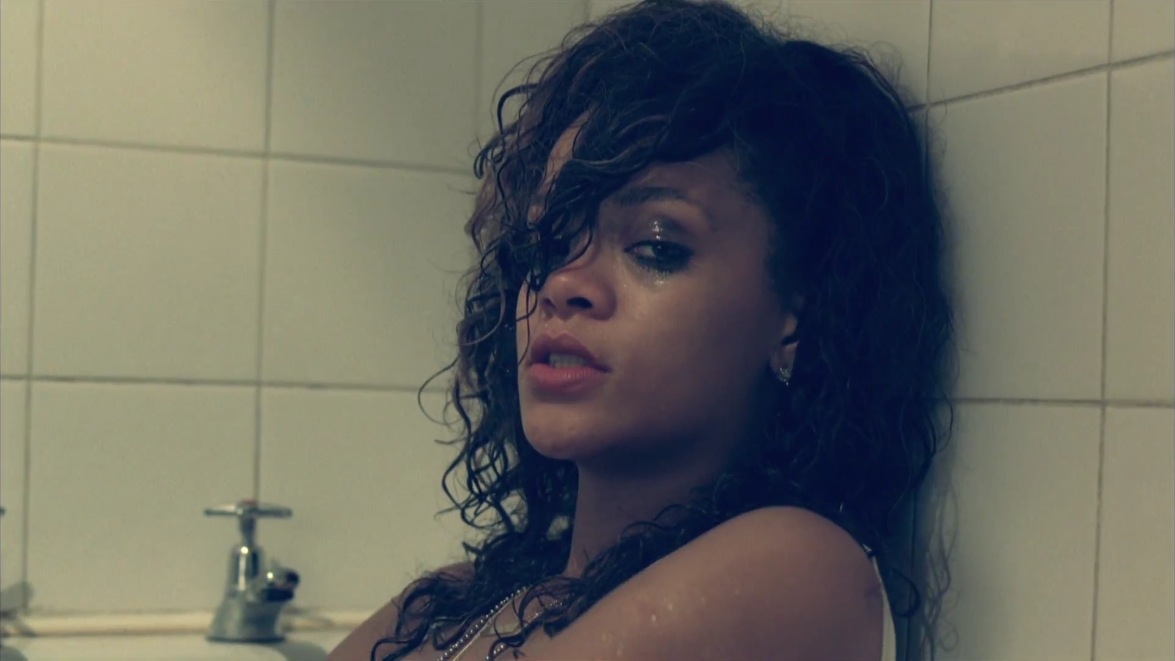 Rihanna We Found Love_18.jpeg