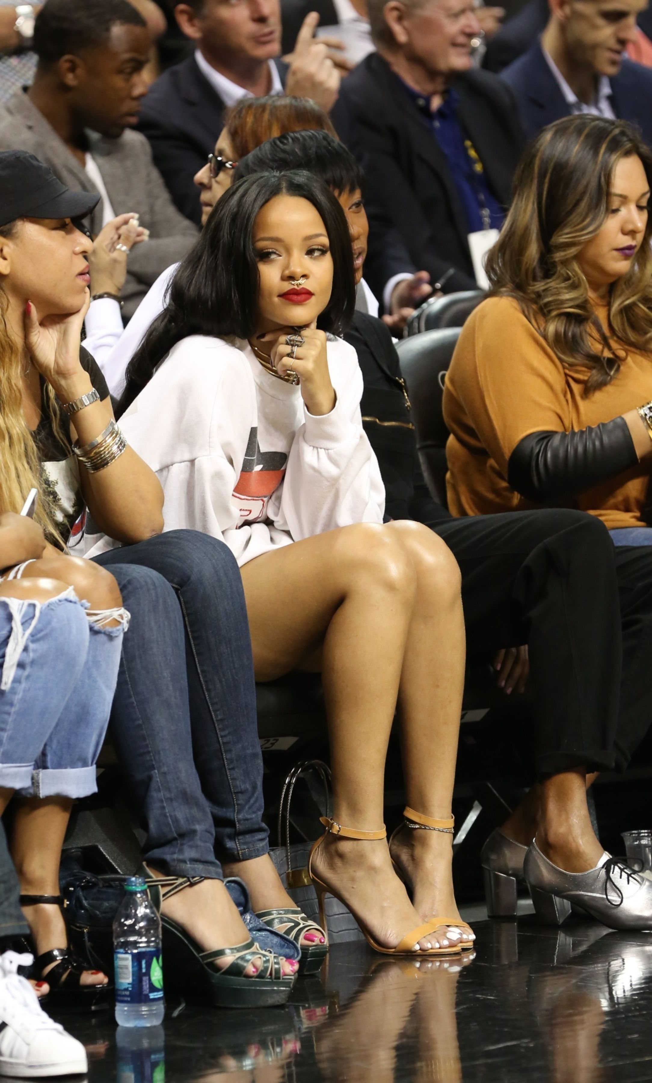 rihanna (20).jpg