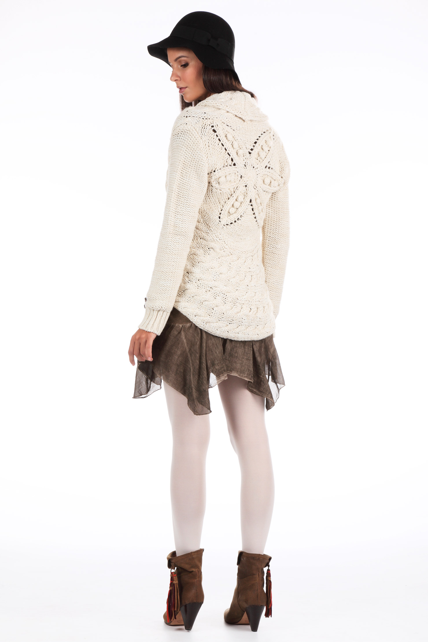 monshowroom_83785-04-e.jpg