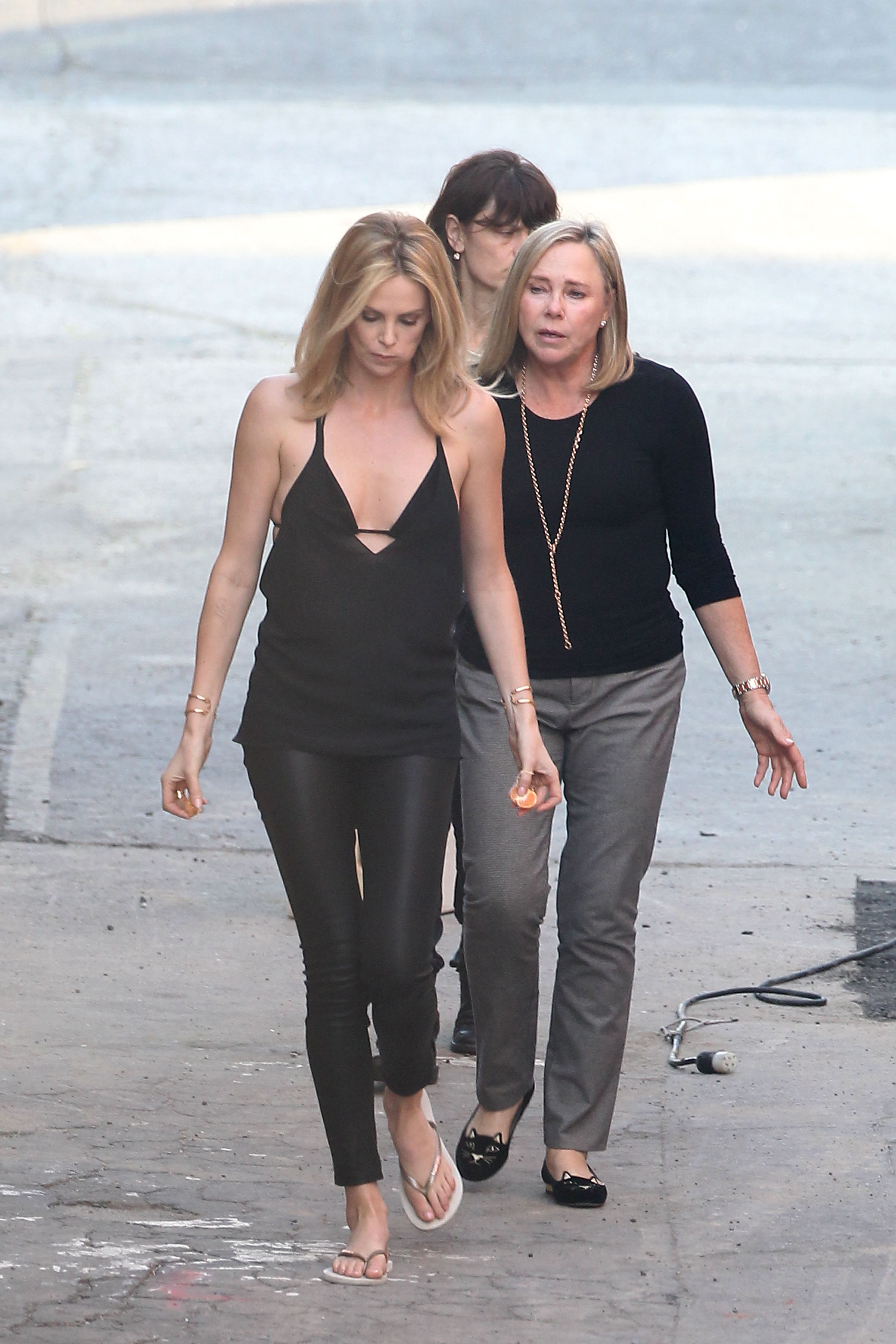 131631PCN_Charlize07.jpg