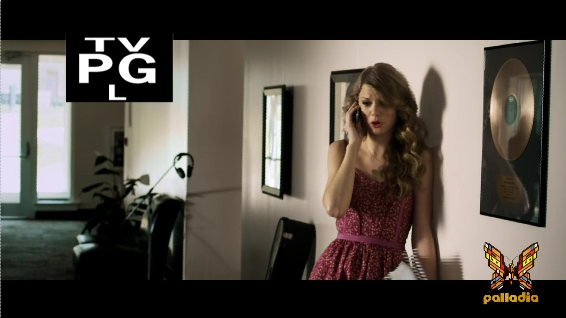 CMT Music Awards 2011 1080i Hdtv Dd5.1 Mpeg2-Trollhd.ts.0 012.jpg