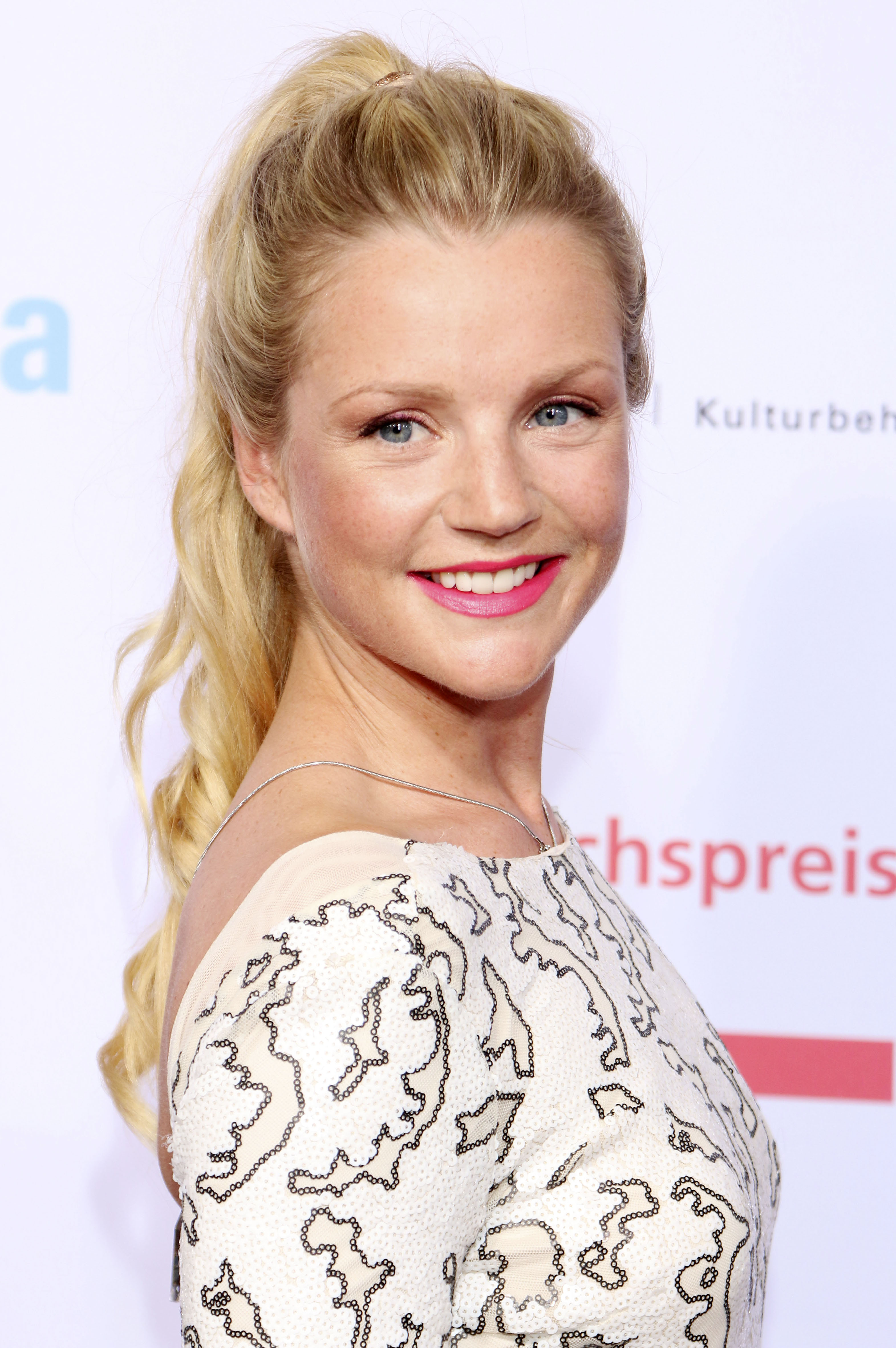 TGG_for_Celebforum.to67.jpg
