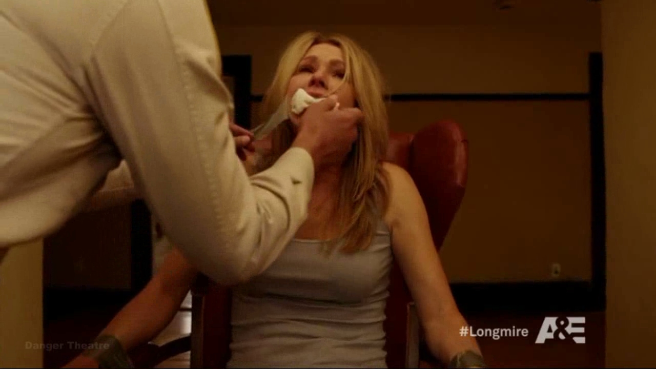 longmire_sound_and_fury.wmv.096.jpg