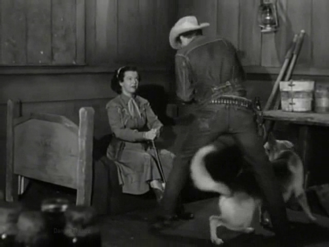 roy_rogers_show_the_outlaws_girl.wmv.0119.jpg