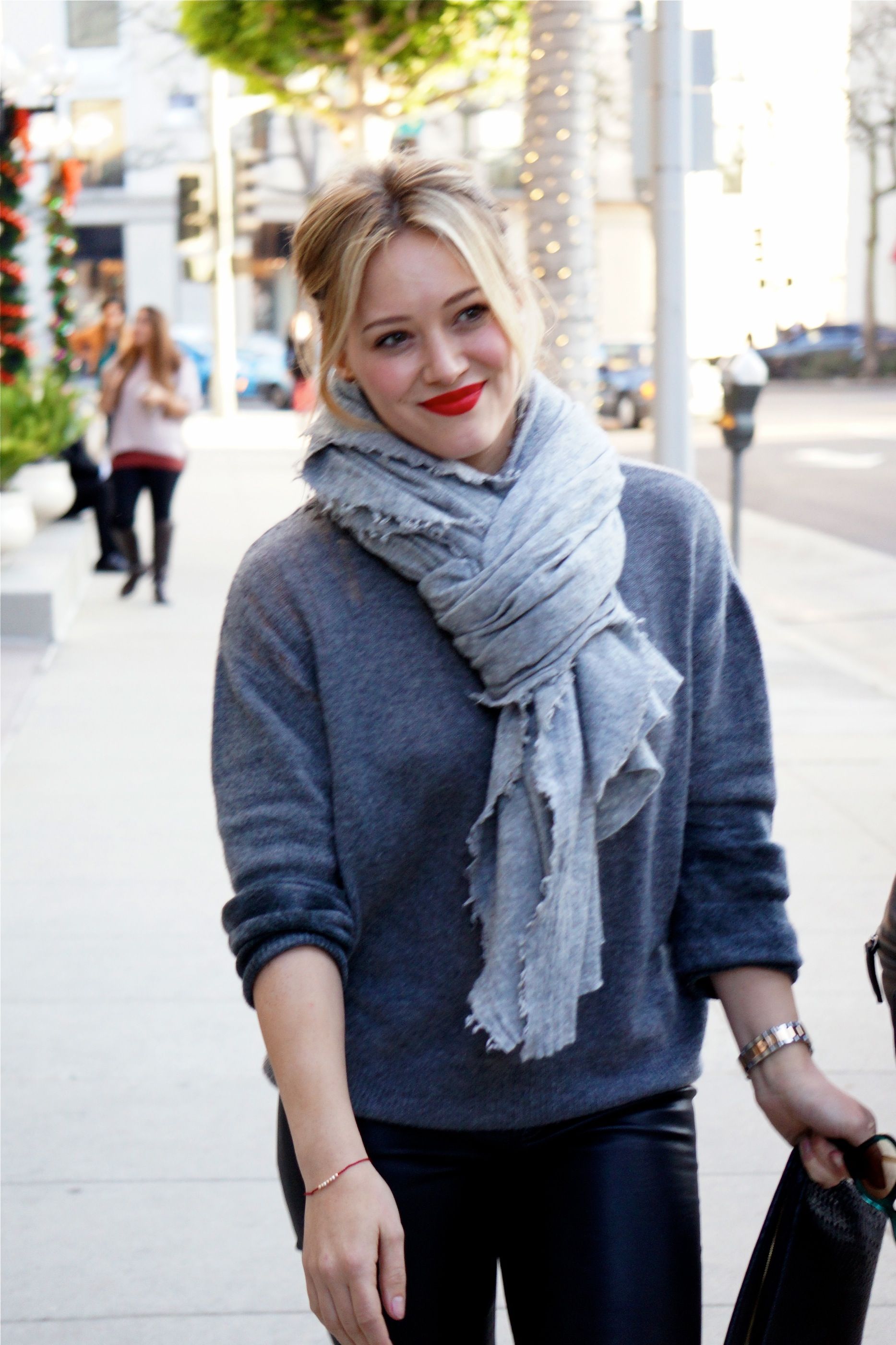 MCFan_for_Celeblounge21-12-2013 11-18_43.jpg