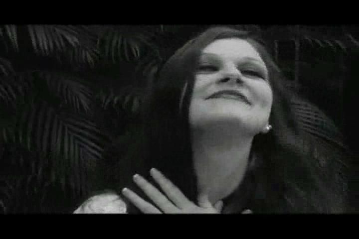 Trouble at the Tracks.wmv.012.jpg