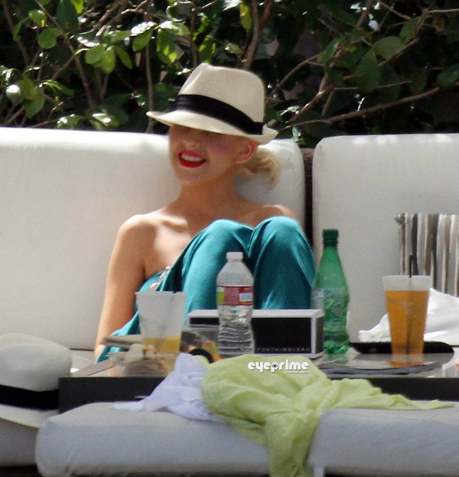 xtina_eyeprime_04.jpg