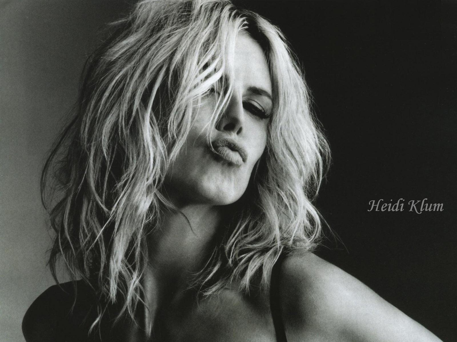 Heidi_Klum_Nude_Wallpaper_101 75.jpg