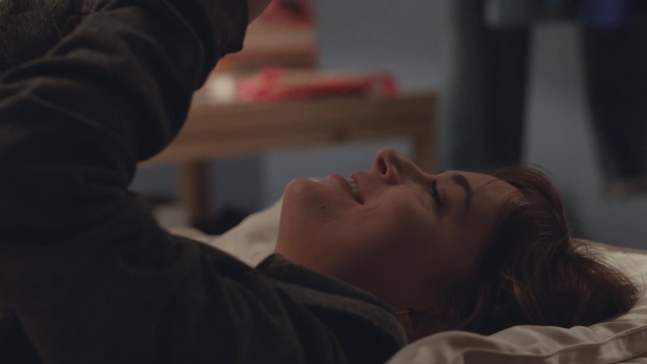 Dakota Johnson - In A Relationship (2064).jpg