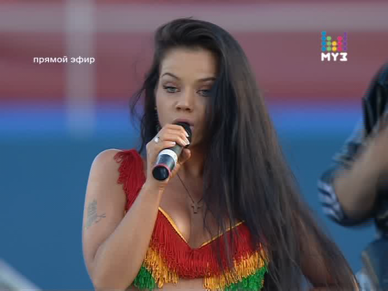 ????-?????? - ??? ???? (LIVE ?? ??????? ???????).mpg-3.png