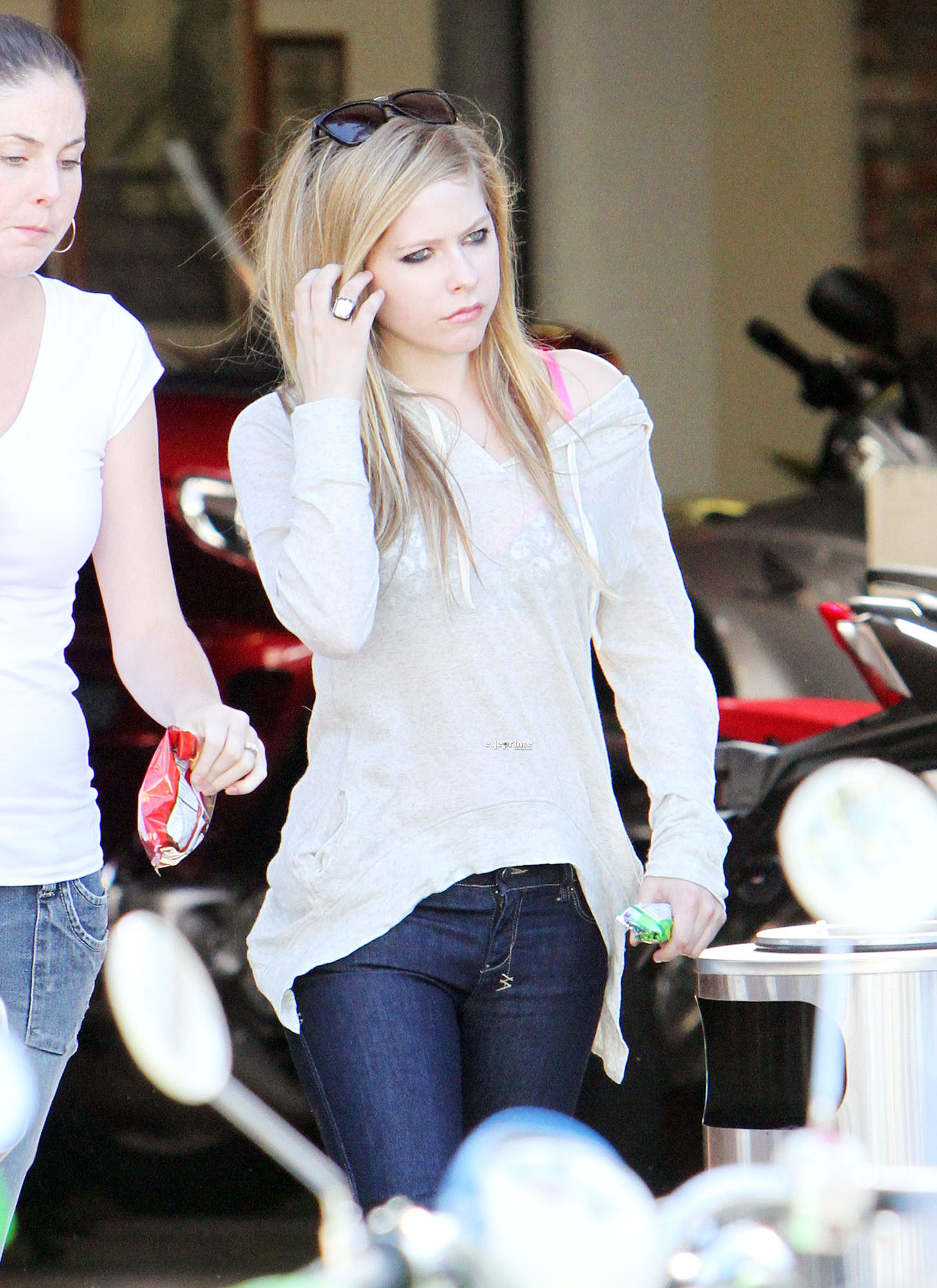avril_eyeprime_07.jpg