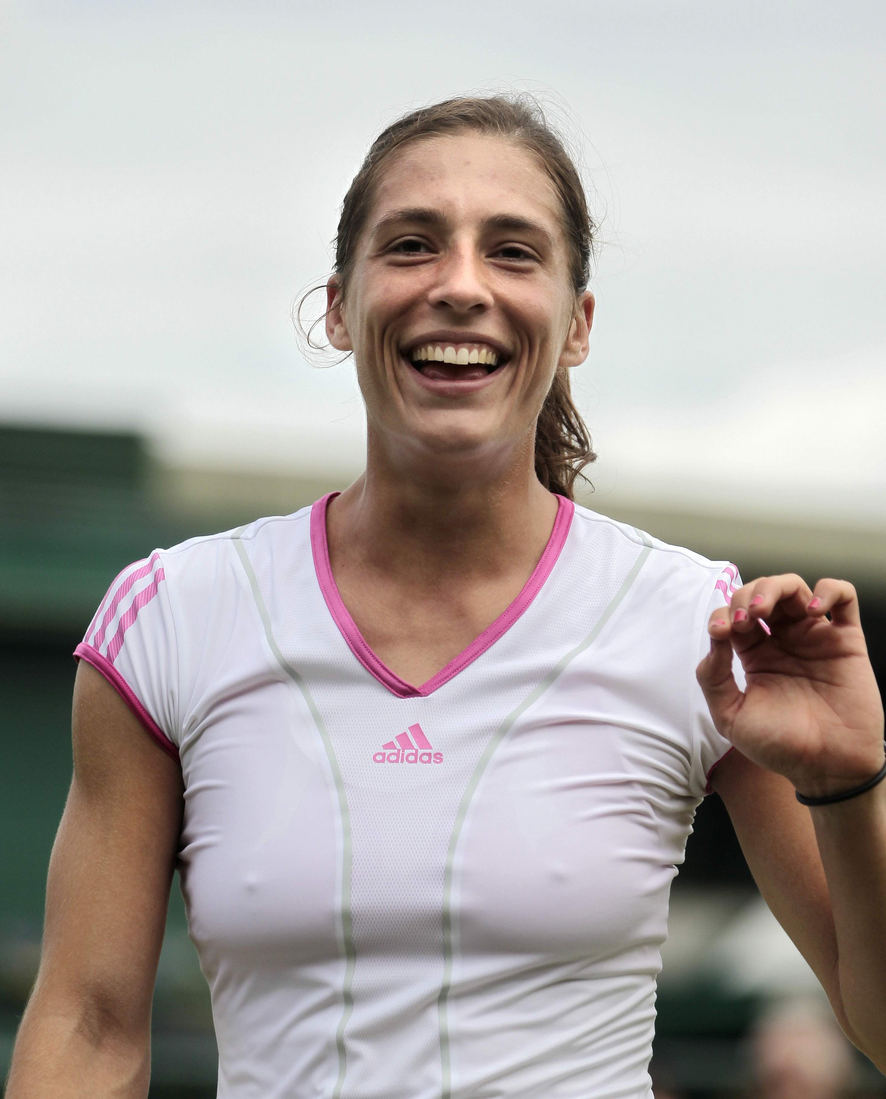 Andrea_Petkovic_Wimbledon2011018.jpg