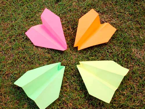 paper_planes.jpg