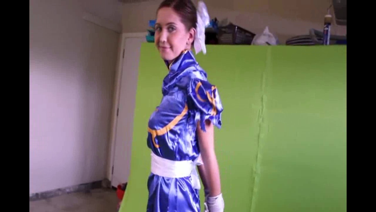 hr_chrissy_marie_as_chunli.wmv.0006.jpg