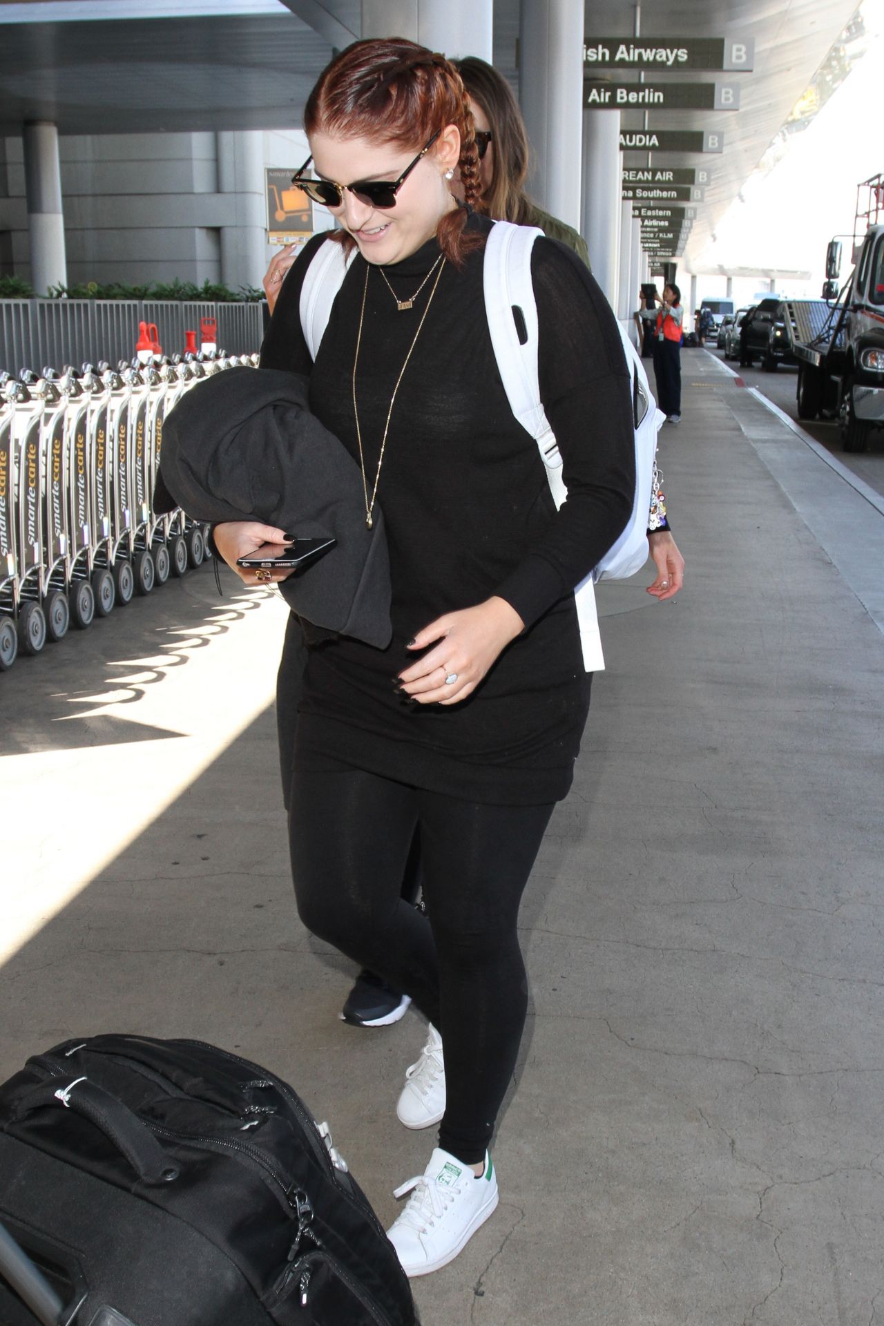 meghan-trainor-departing-los-angeles-international-airport-4-4-2016-3.jpg