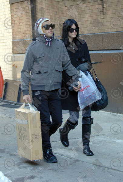 Ashlee_Pete_008_wenn5410499_preview.jpg