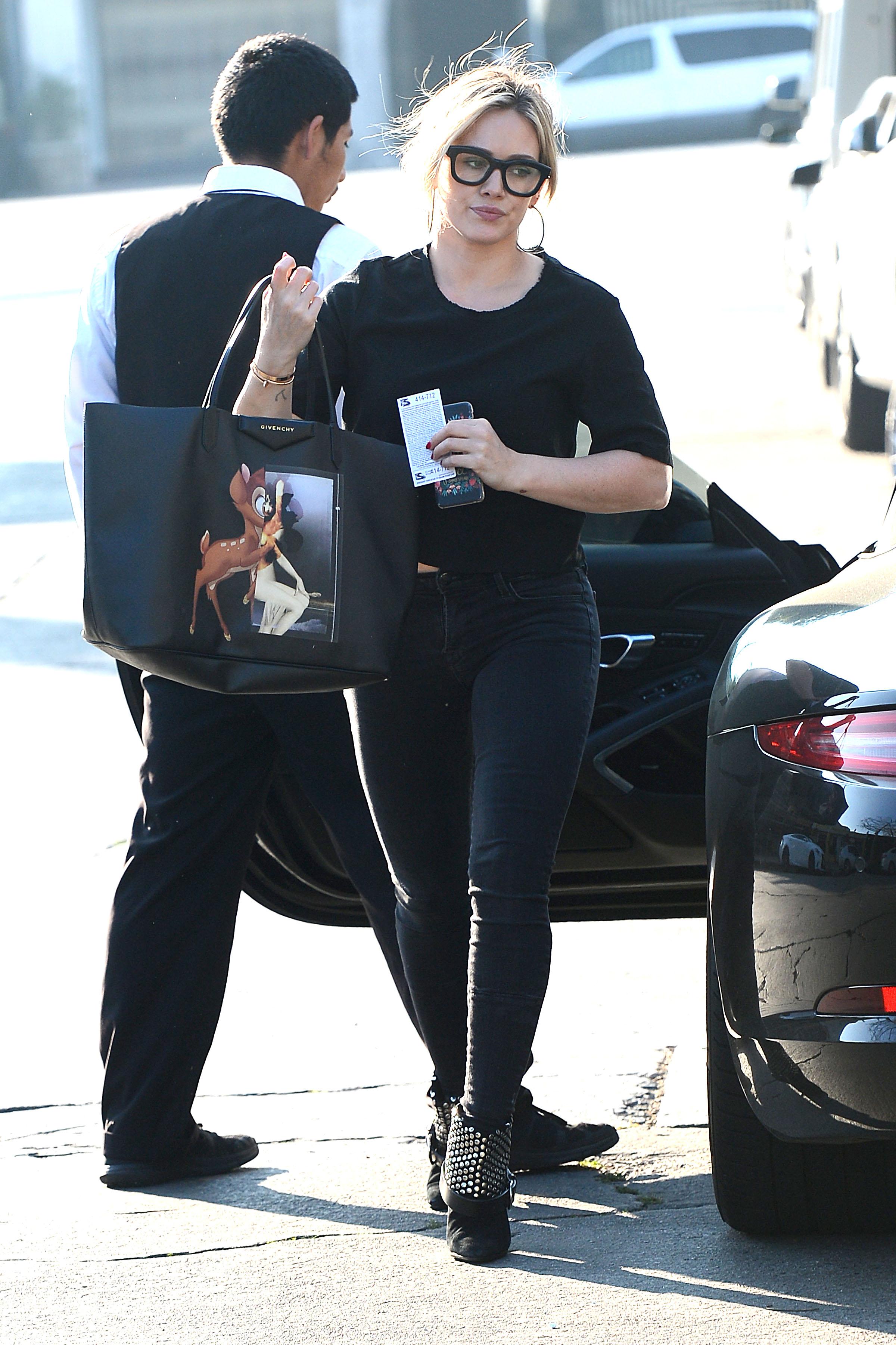 Hilary_Duff_Out_West_Hollywood2.jpg