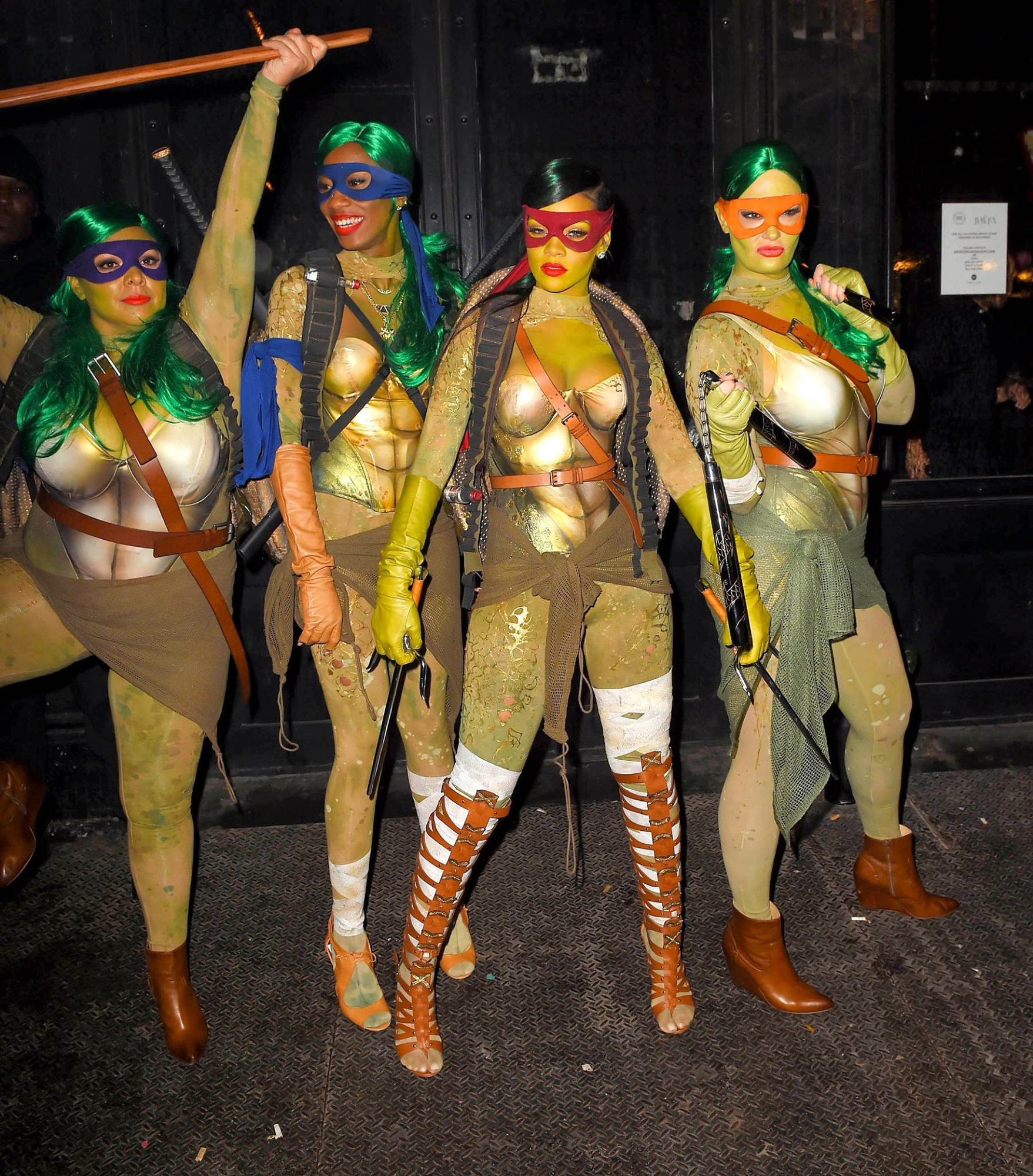 Rihanna celebrating Halloween at Opus Nightclub in N.Y.C. 31.10.2014_136.jpg